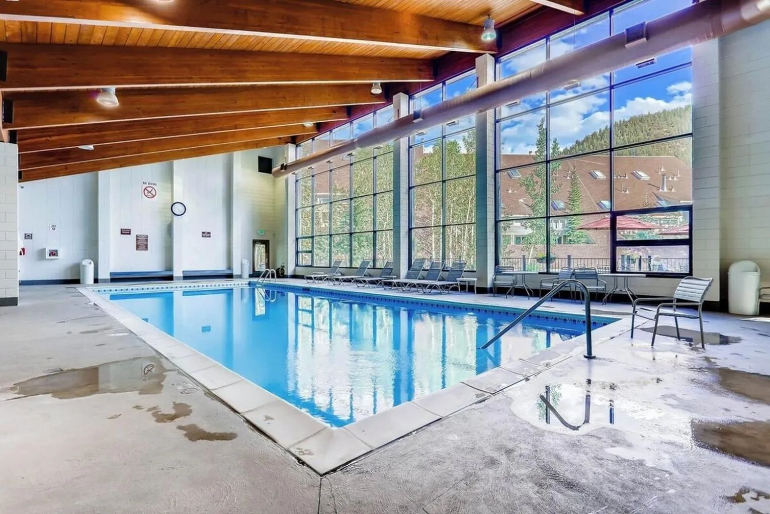 Swimming pool in Evergreen Condominiums by Keystone Resort
