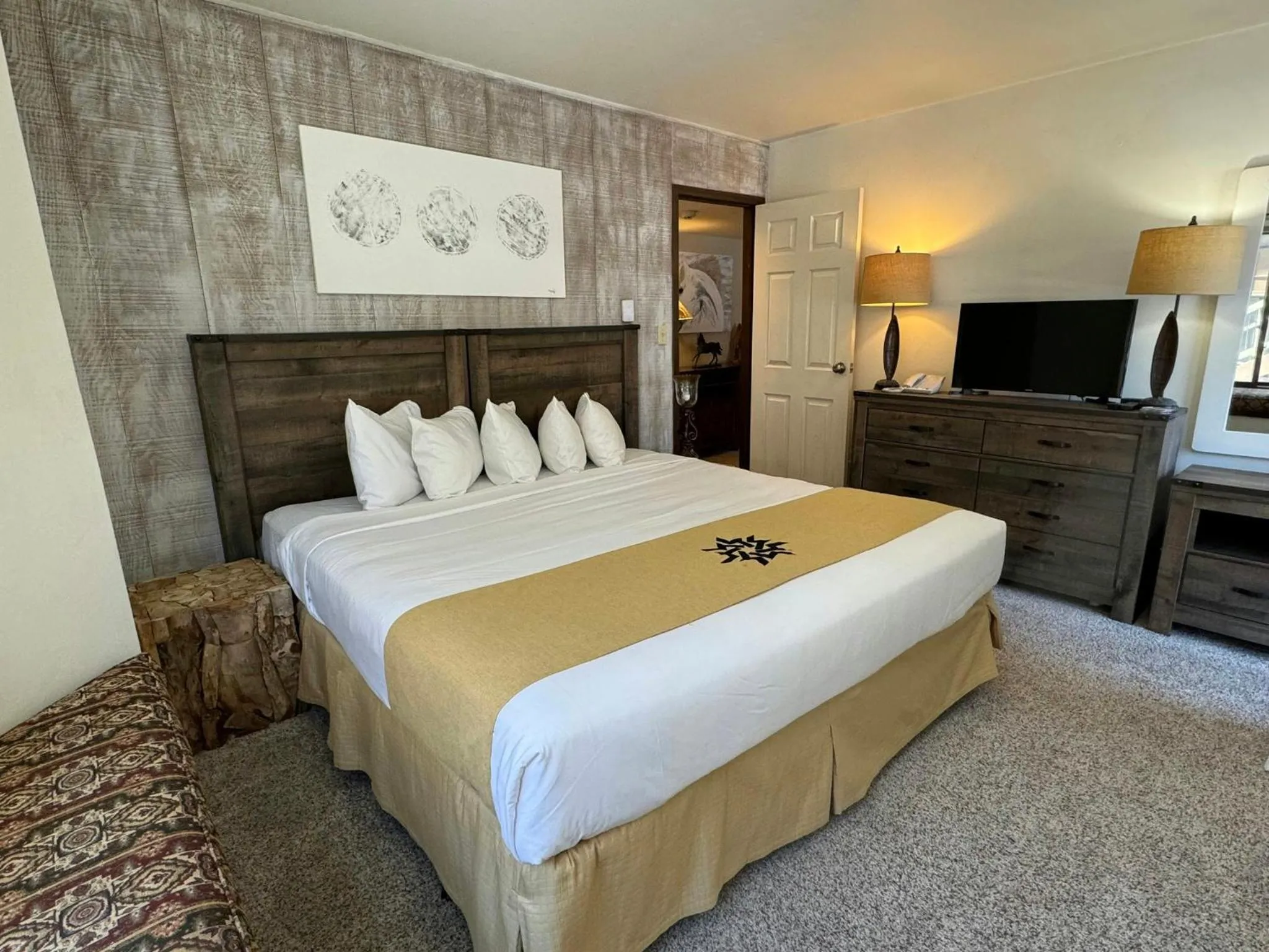Bedroom, Bed in Forest Condominiums by Vail Resorts