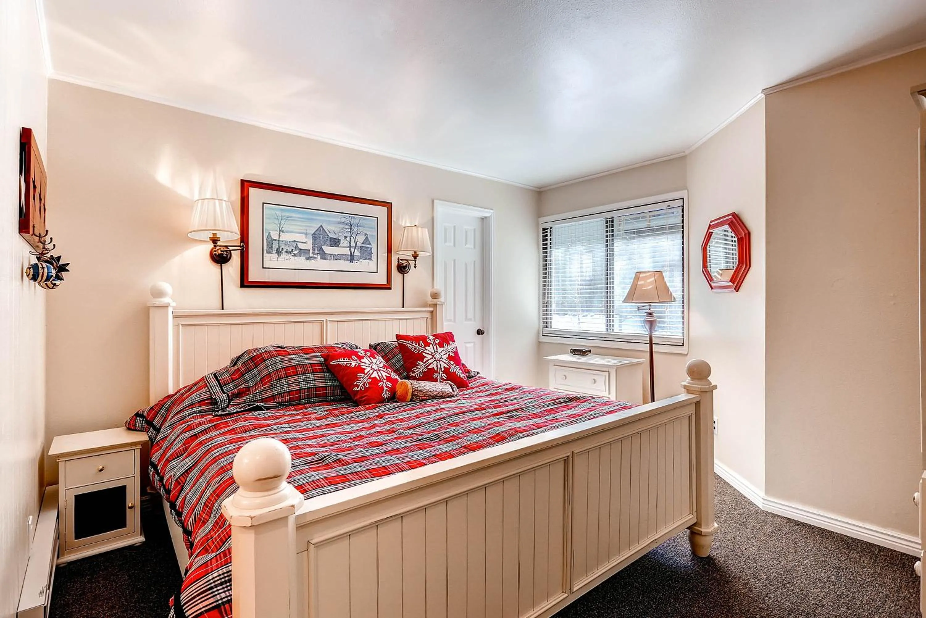 Photo of the whole room, Bed in The Forest Neighborhood by Keystone Resort