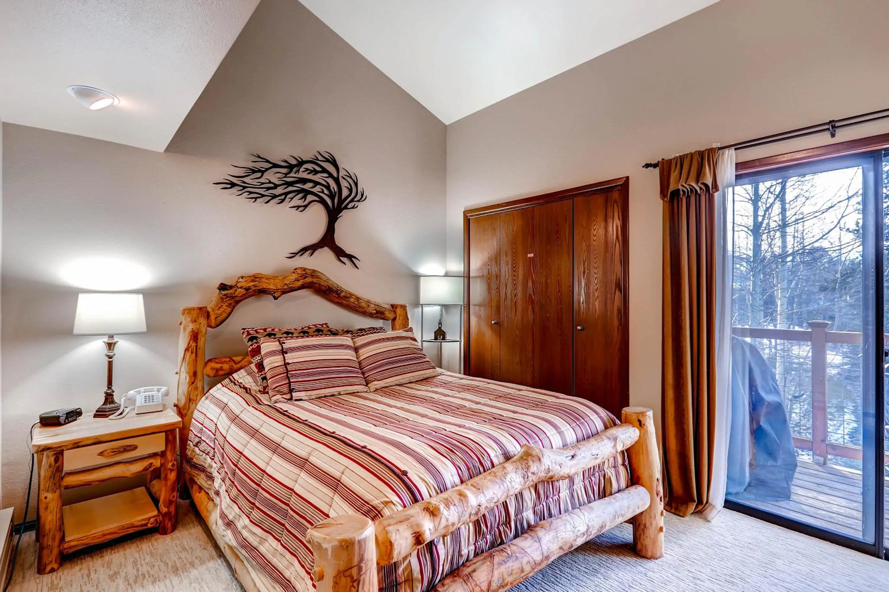 Photo of the whole room, Bed in The Forest Neighborhood by Keystone Resort