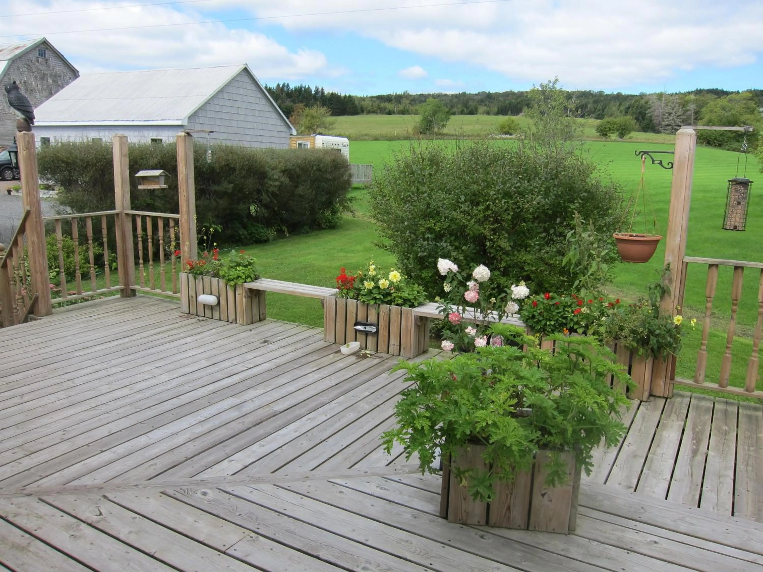 Garden in Auld Farm Inn B&B