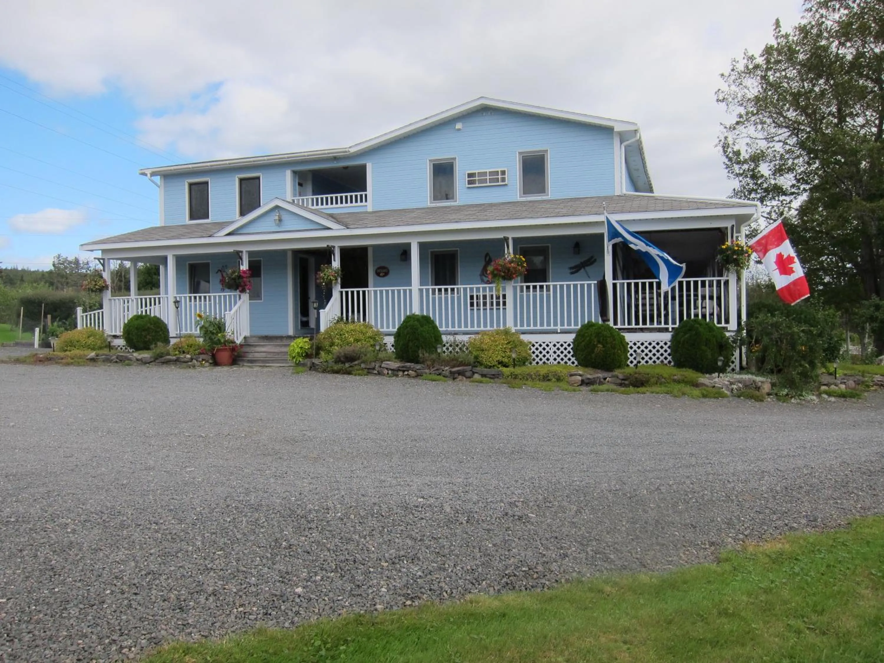 Property building in Auld Farm Inn B&B