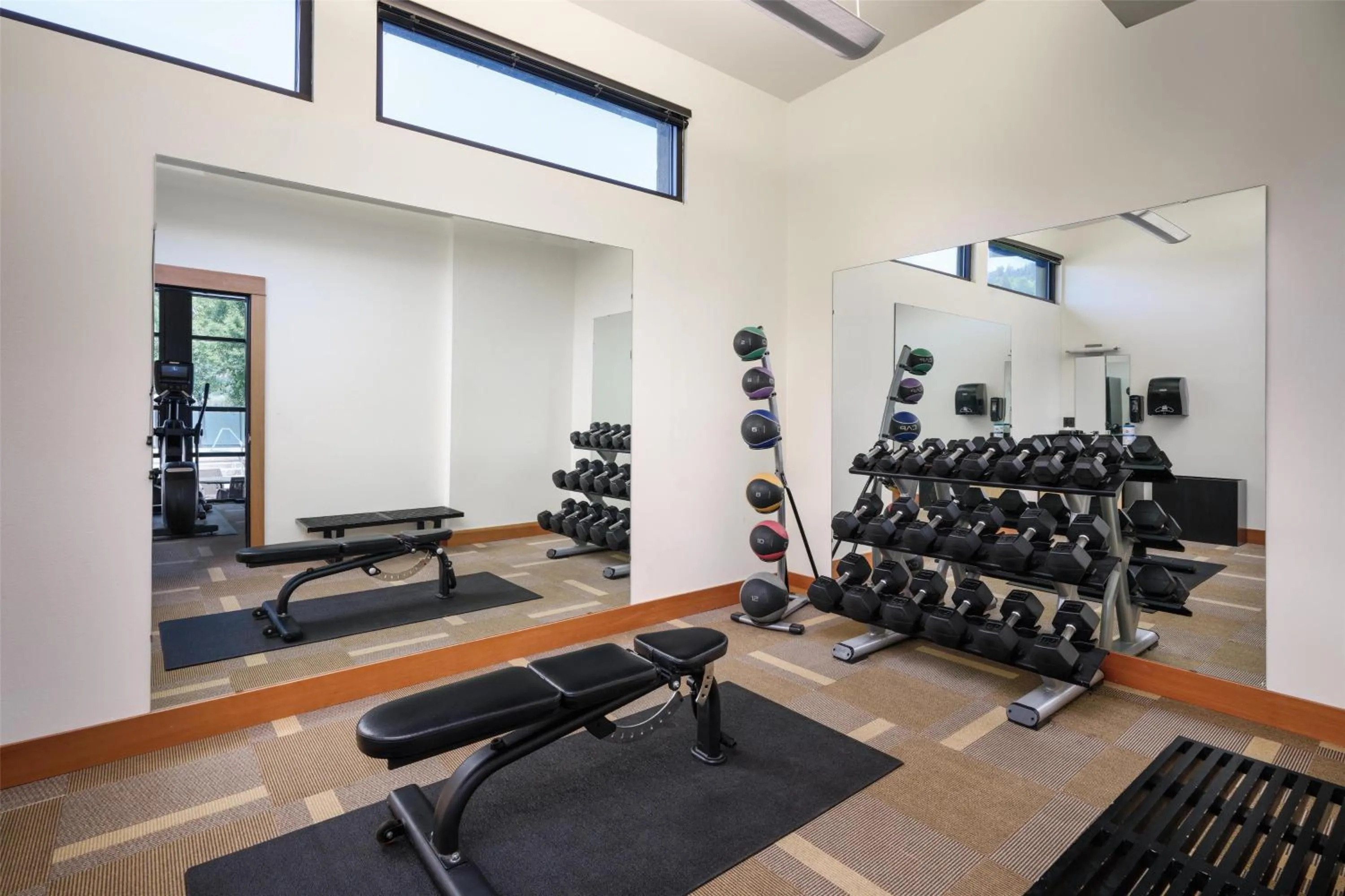Fitness centre/facilities in Best Western Plus Hood River Inn