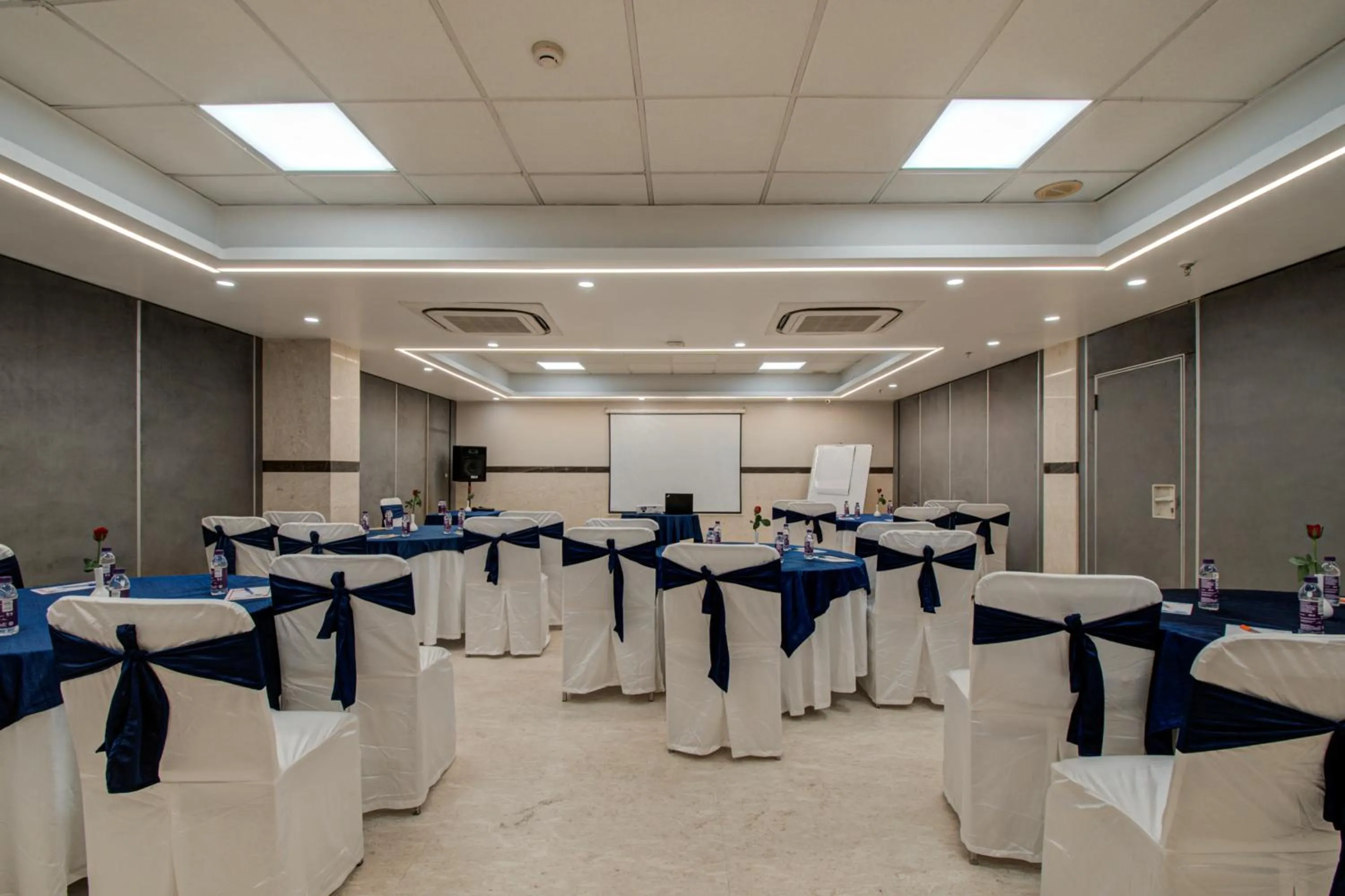Meeting/conference room in Iris Park Hotel New Delhi