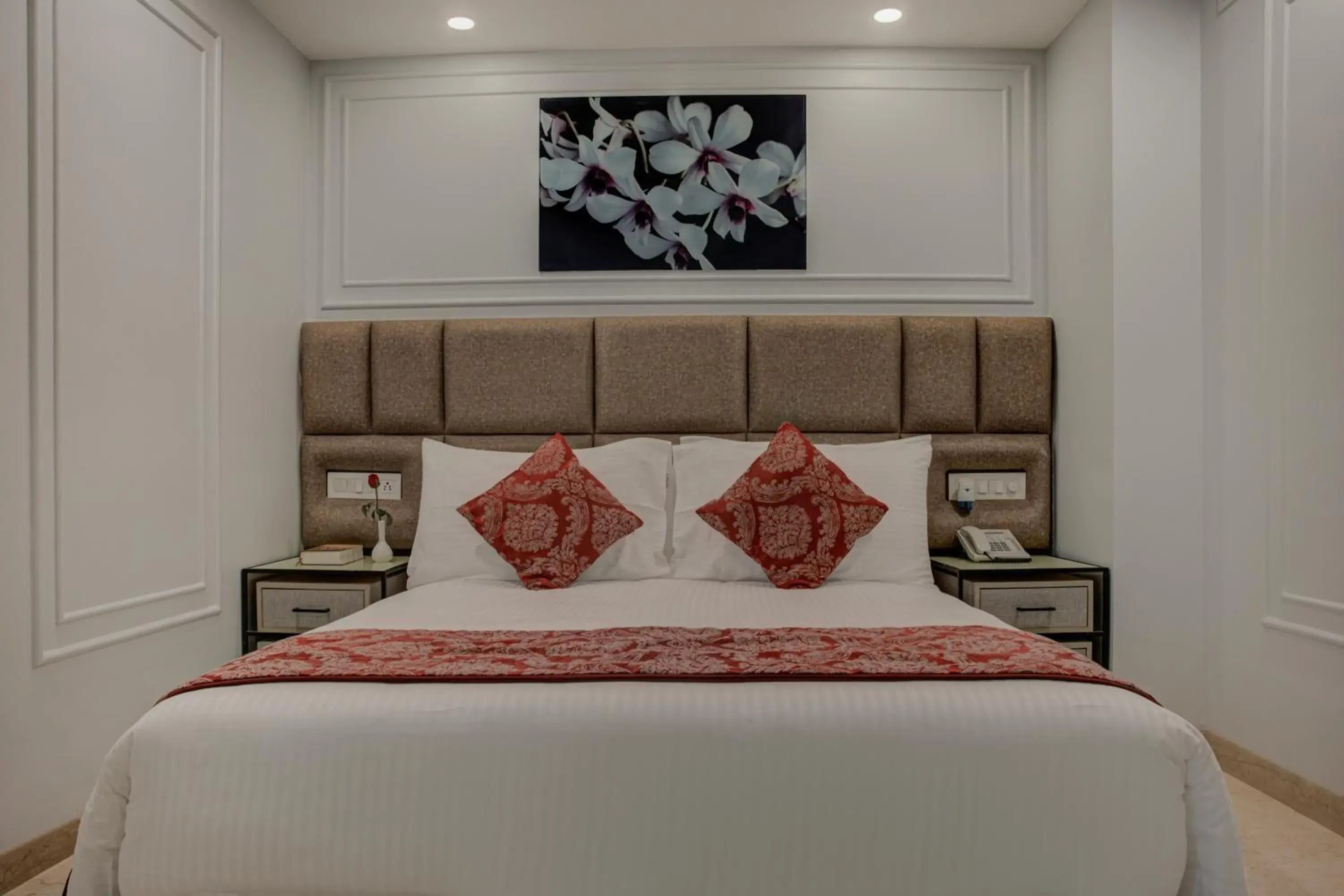 Budget Double or Twin Room in Iris Park Hotel New Delhi Budget Double or Twin Room in Iris Park Hotel New Delhi