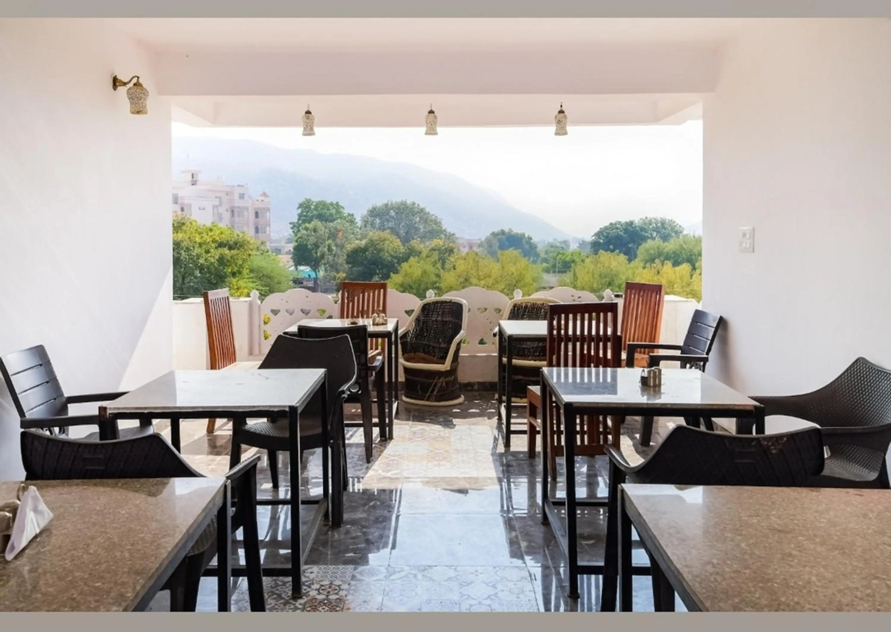 Restaurant/places to eat in Brahma Paradise , A heritage haveli