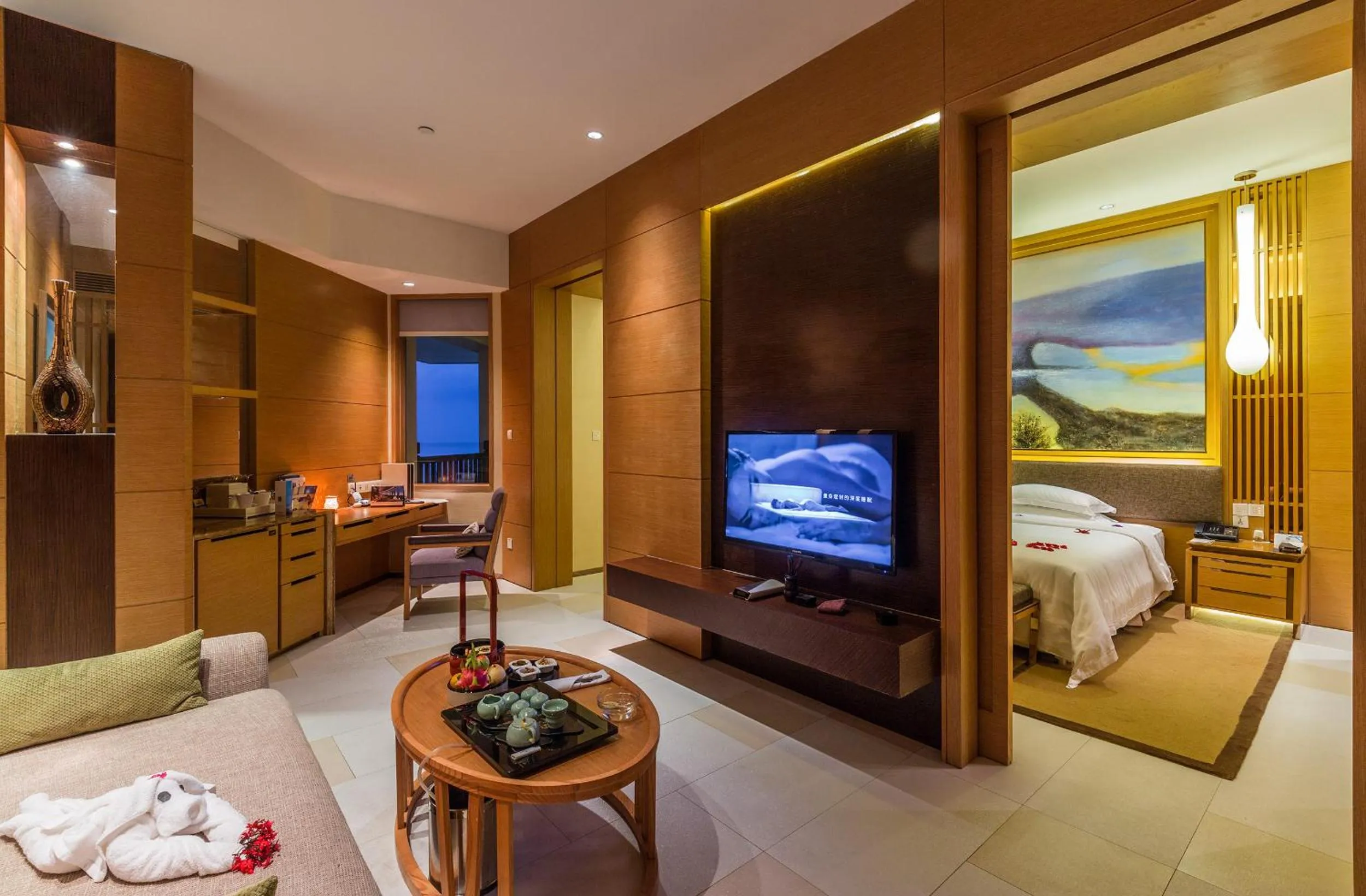 Bed in Huidong Regal Palace Resort