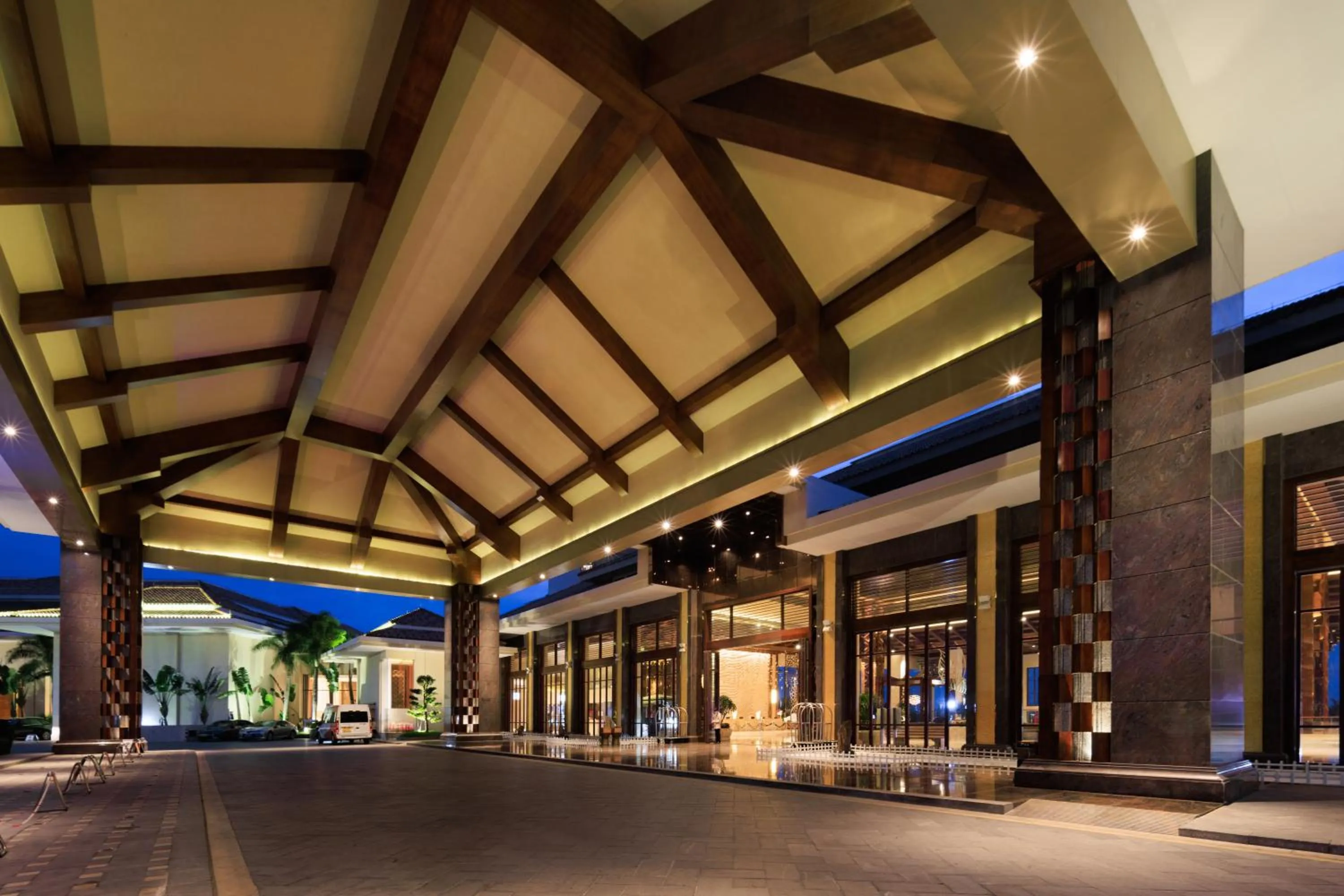 Night in Huidong Regal Palace Resort