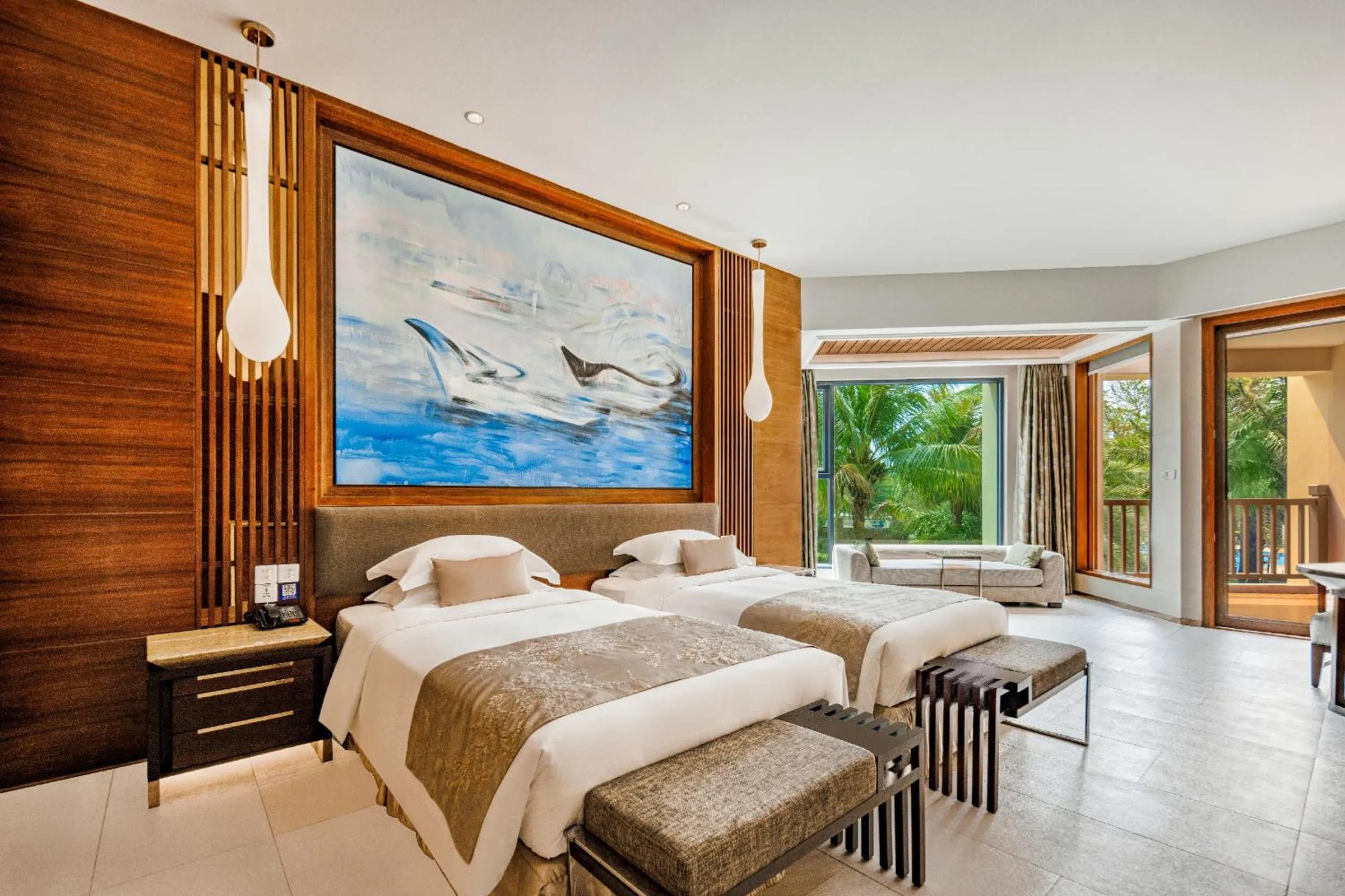 Bed in Huidong Regal Palace Resort