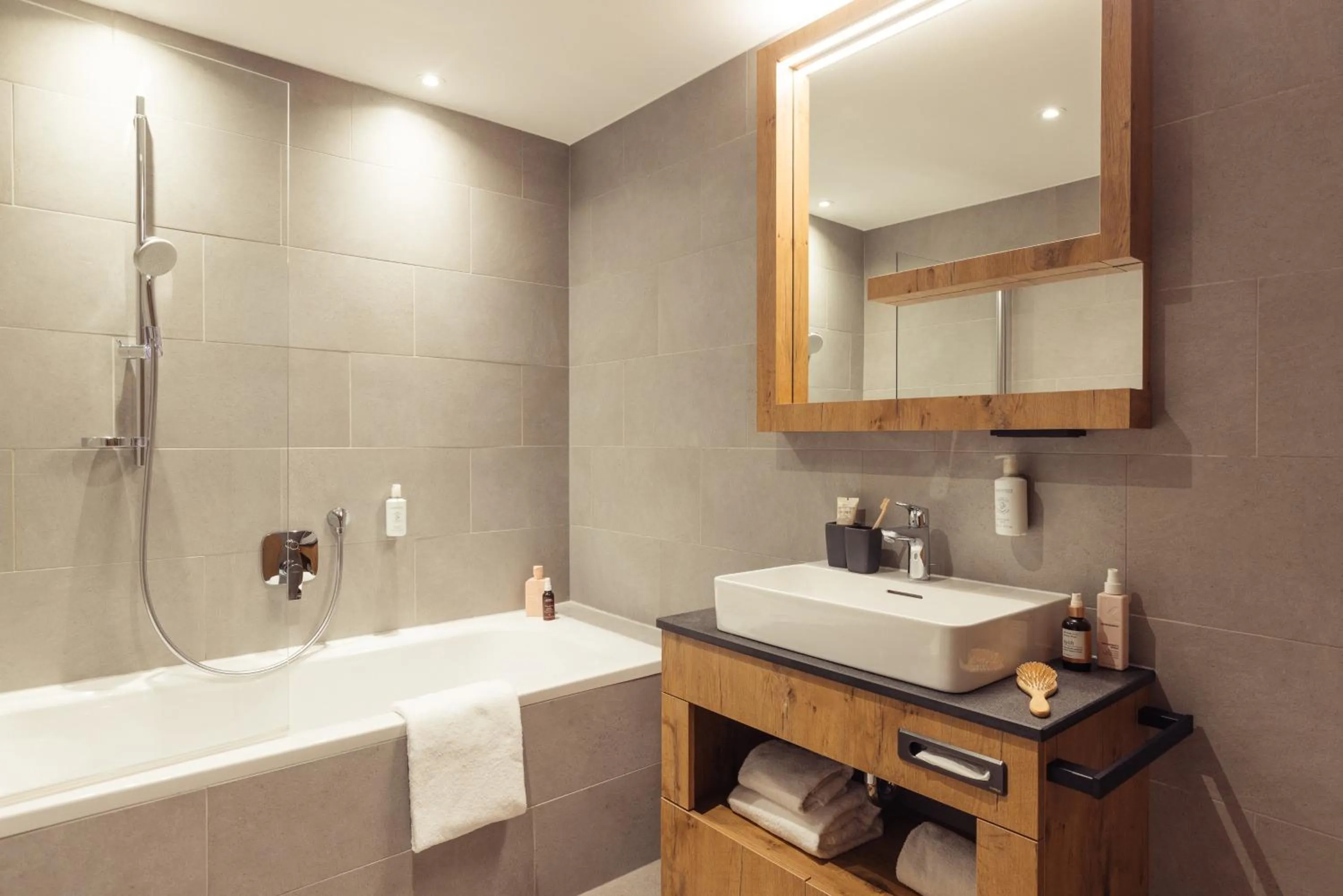 All-Suite Resort Fieberbrunn inkl Aubad-Eintritt