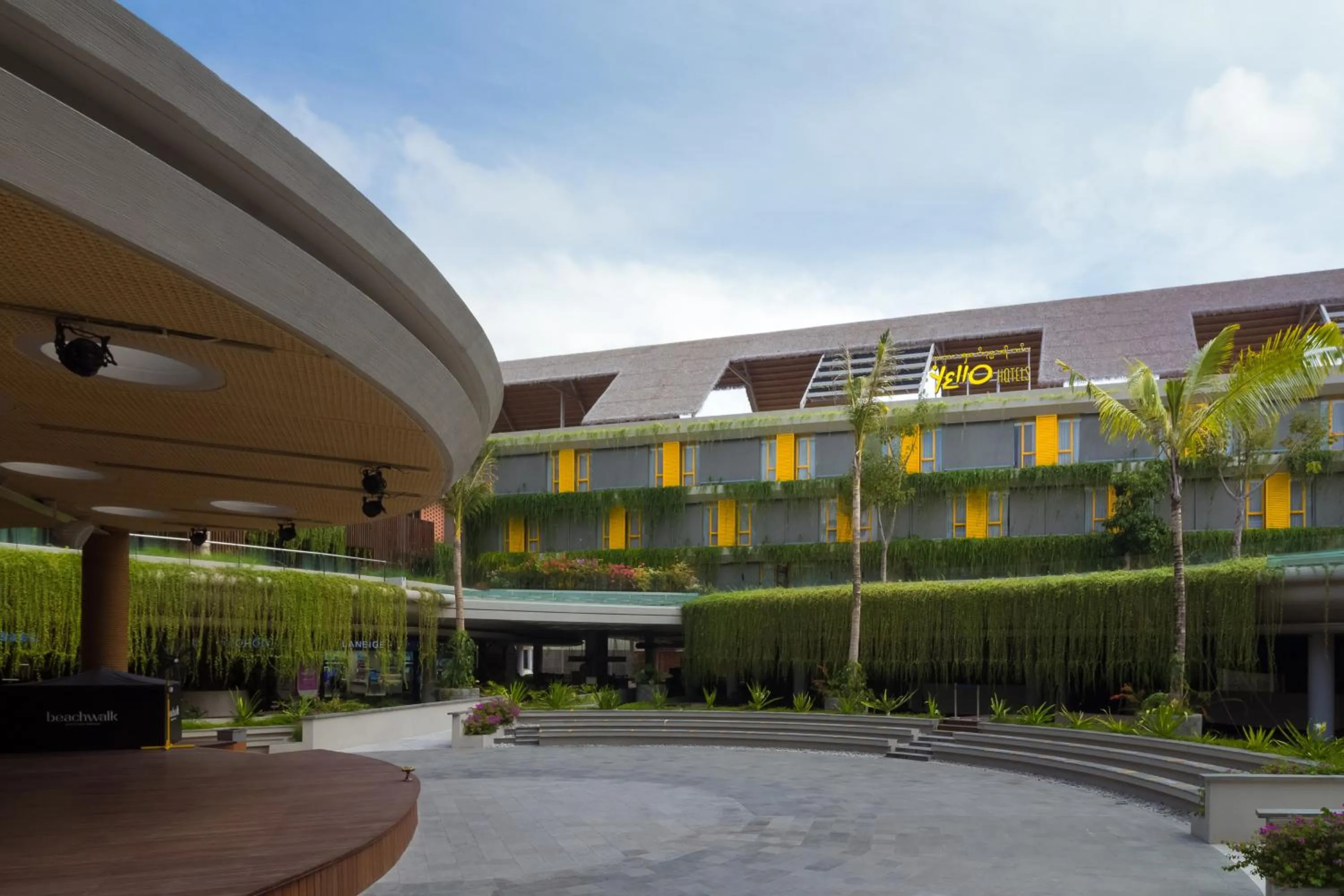 Property building in YELLO Hotel Kuta Beachwalk Bali