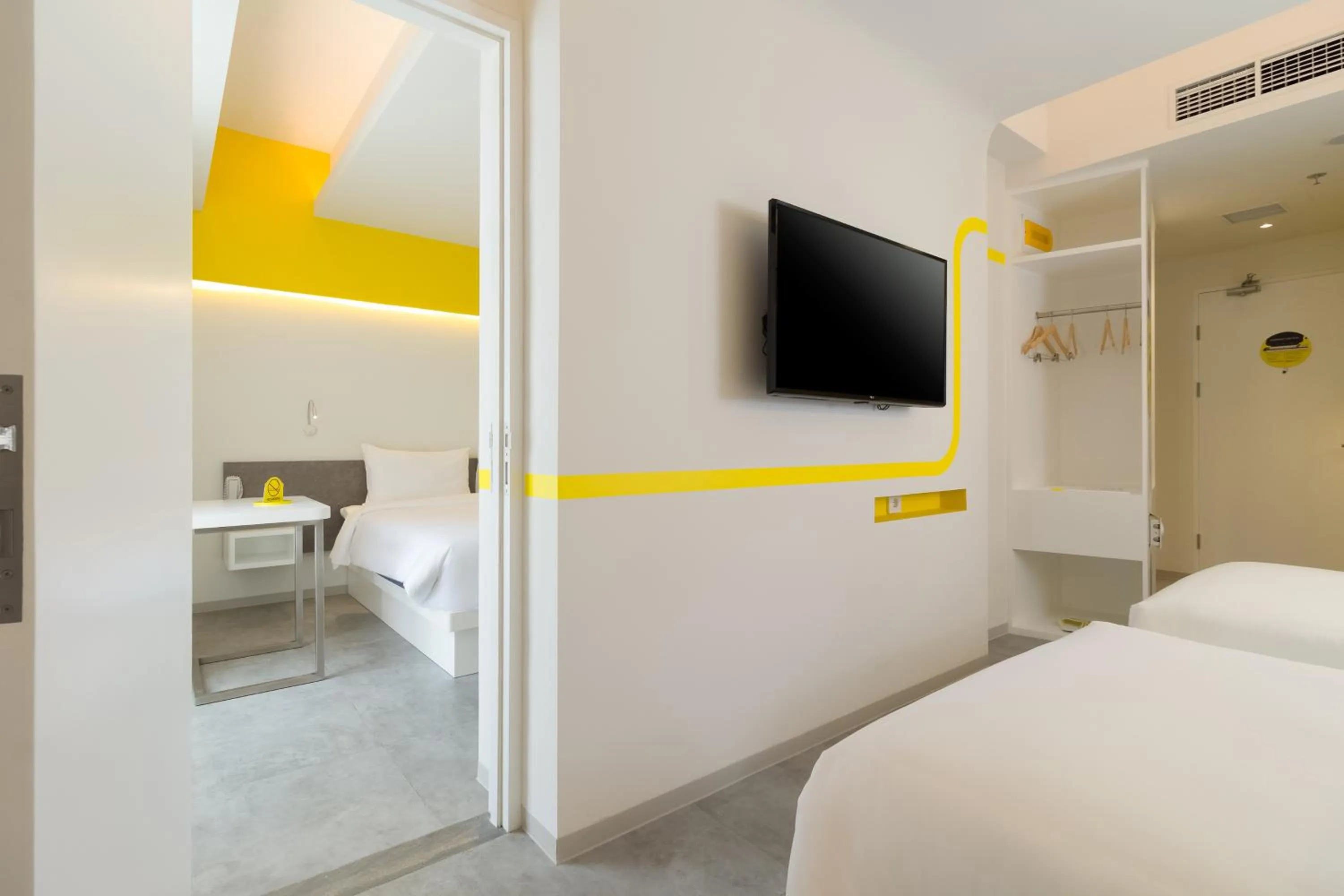 Bed in YELLO Hotel Kuta Beachwalk Bali