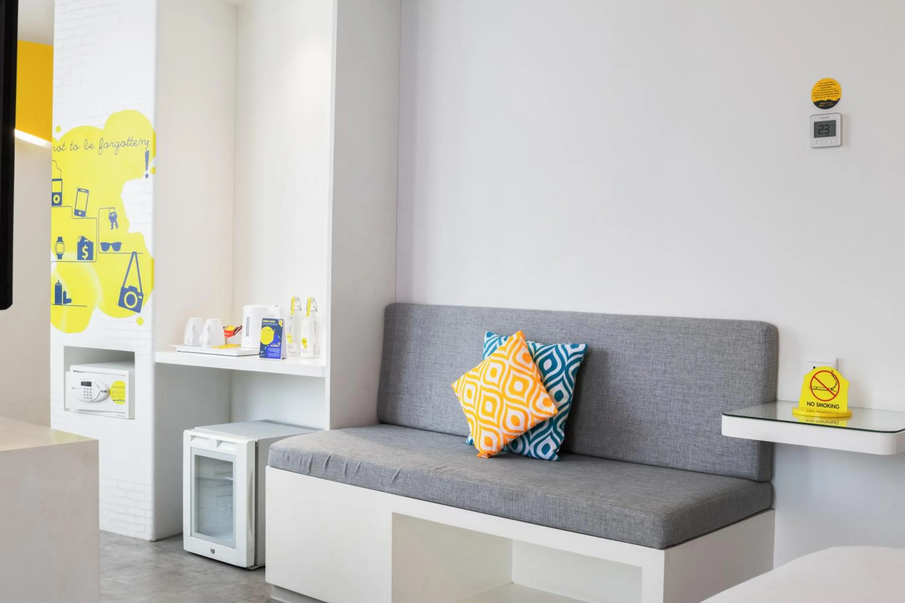 Seating area in YELLO Hotel Kuta Beachwalk Bali