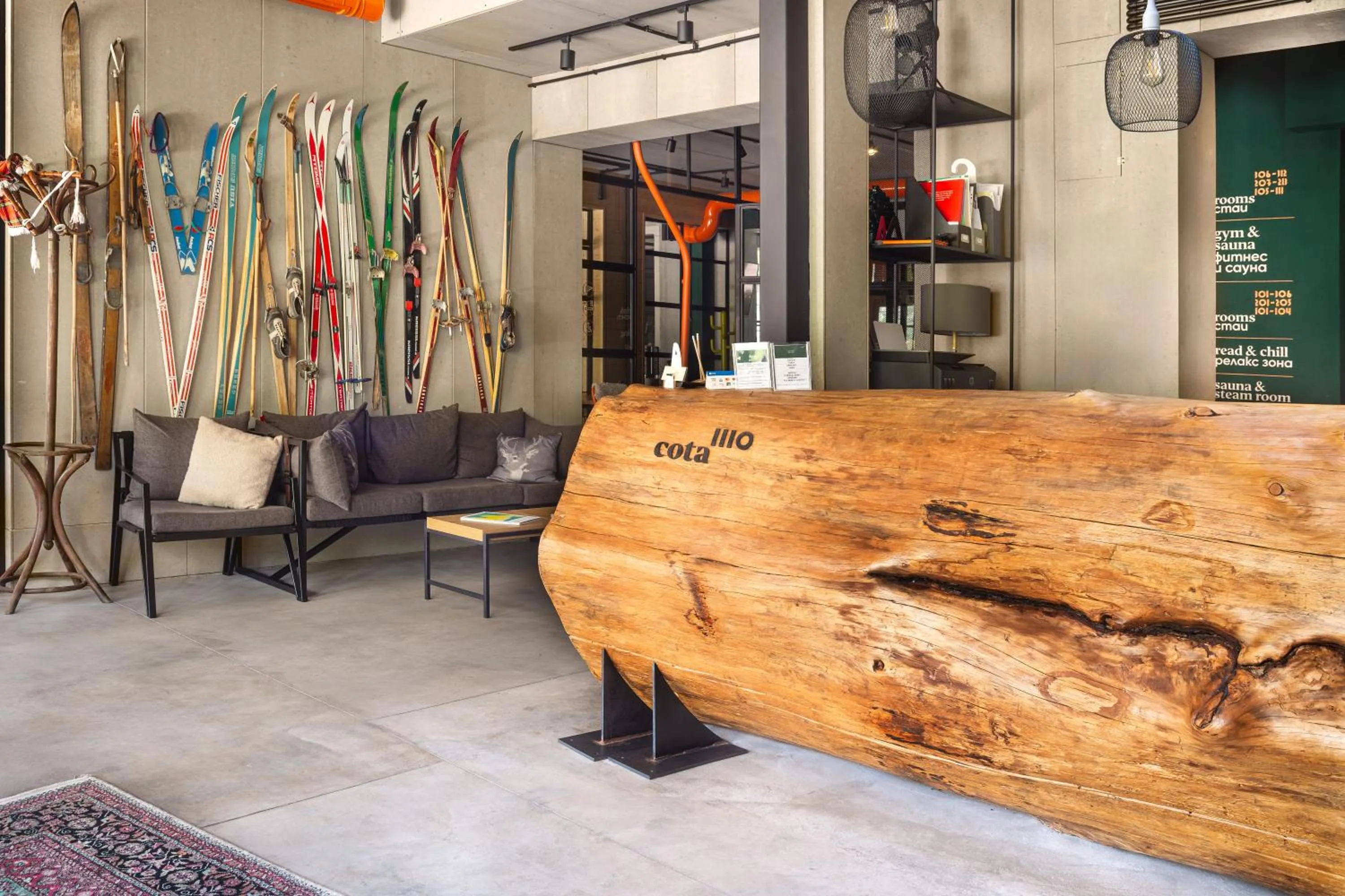 Lobby or reception in Hotel COTA1110