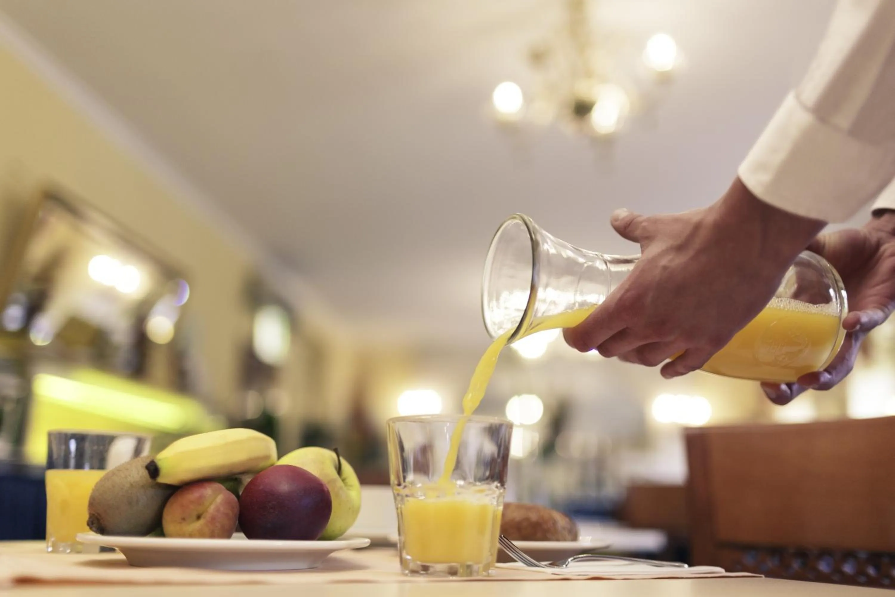 Restaurant/places to eat in Hotel Secession an der Oper