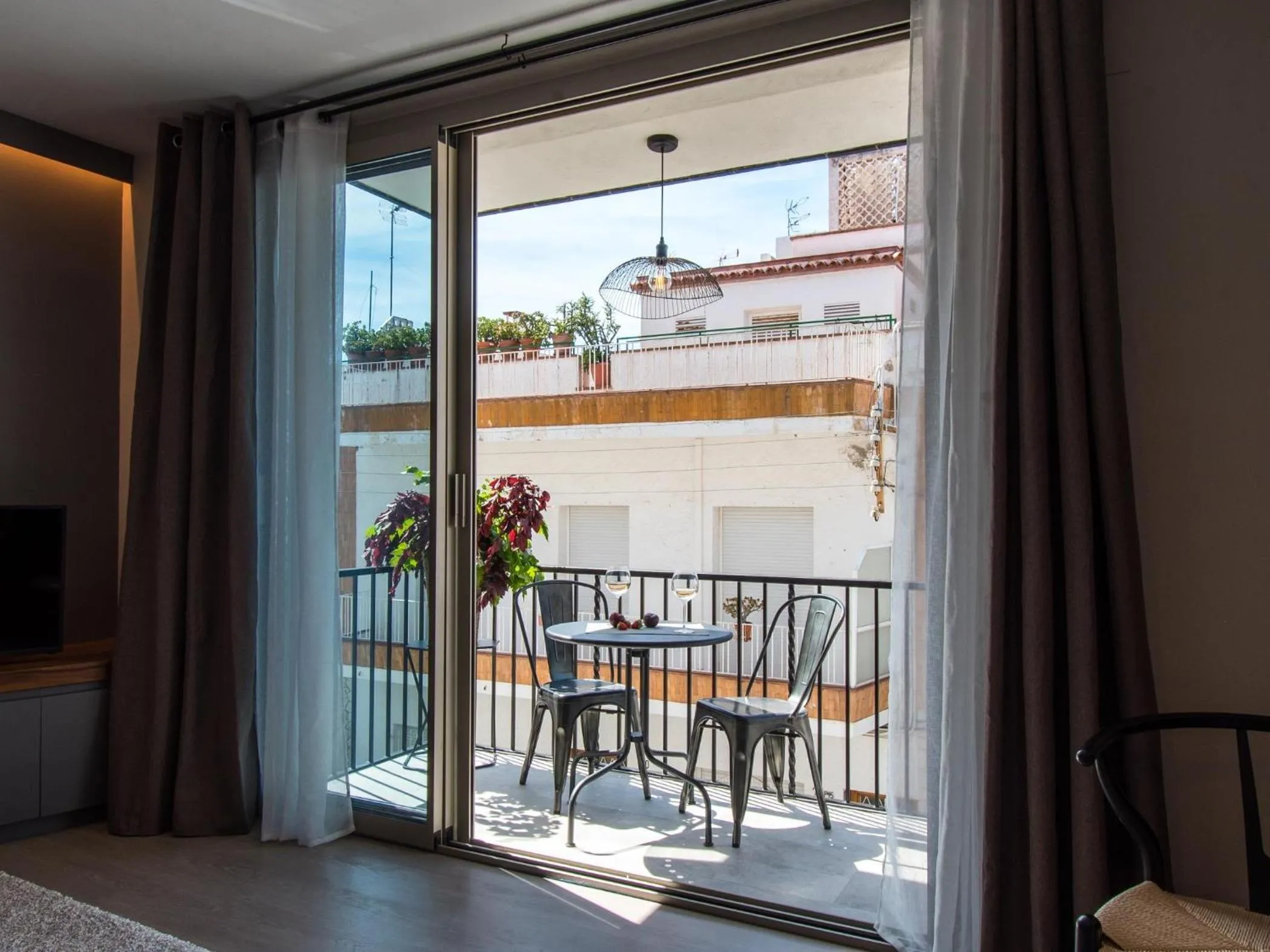 Property building in Sitges Spaces Seaside Beach Flat- 4 Bedroom, 2 Bathroom, Terrace, Near Beach