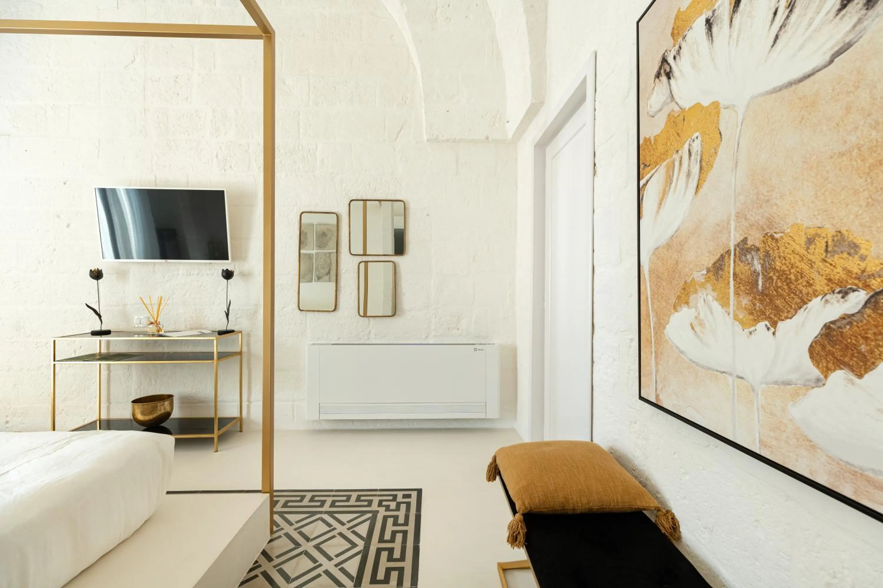 TV and multimedia, Bed in AL PALAZZO La Dimora by Apulia Hospitality