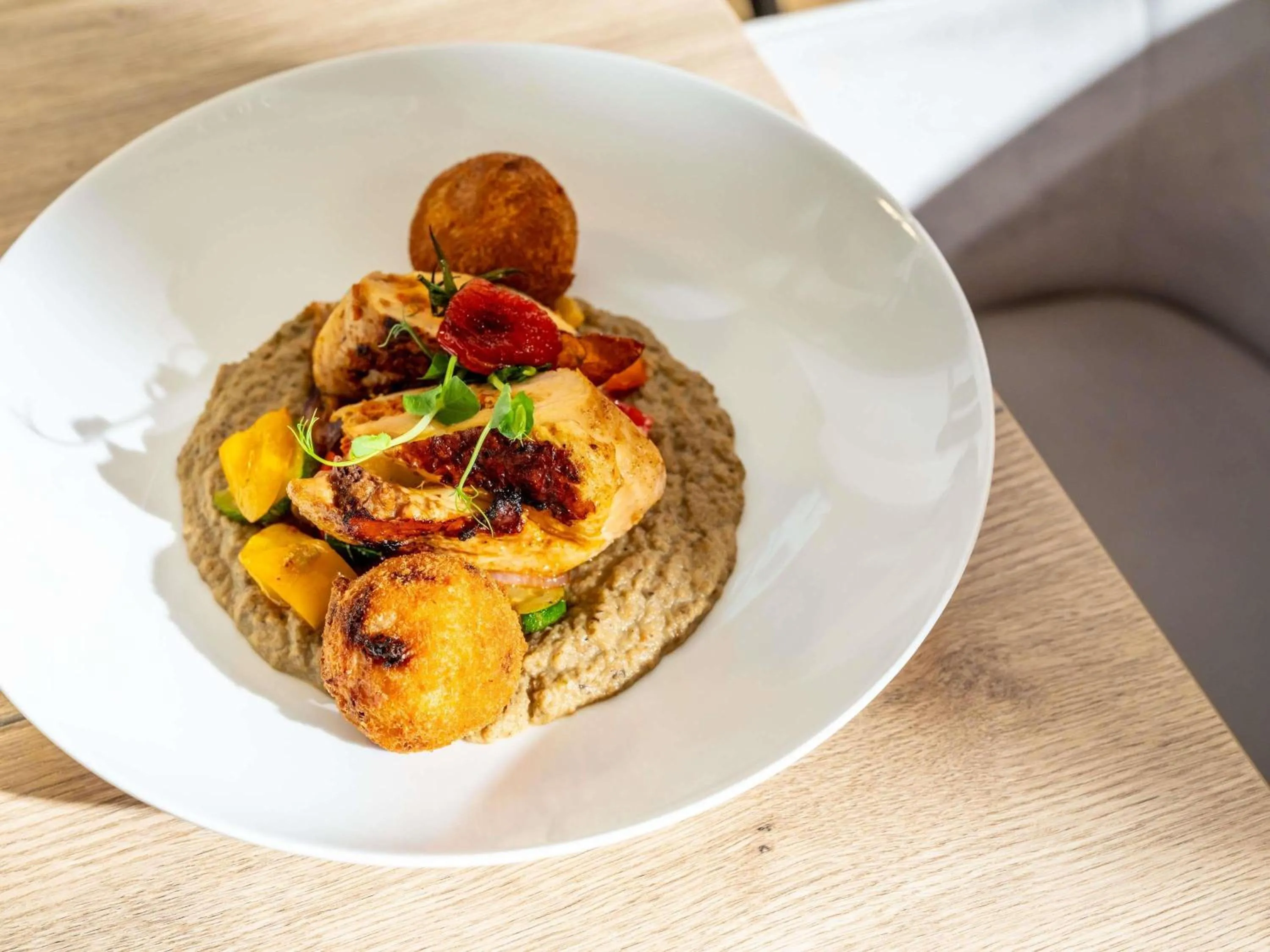 Restaurant/places to eat in Novotel Wien City