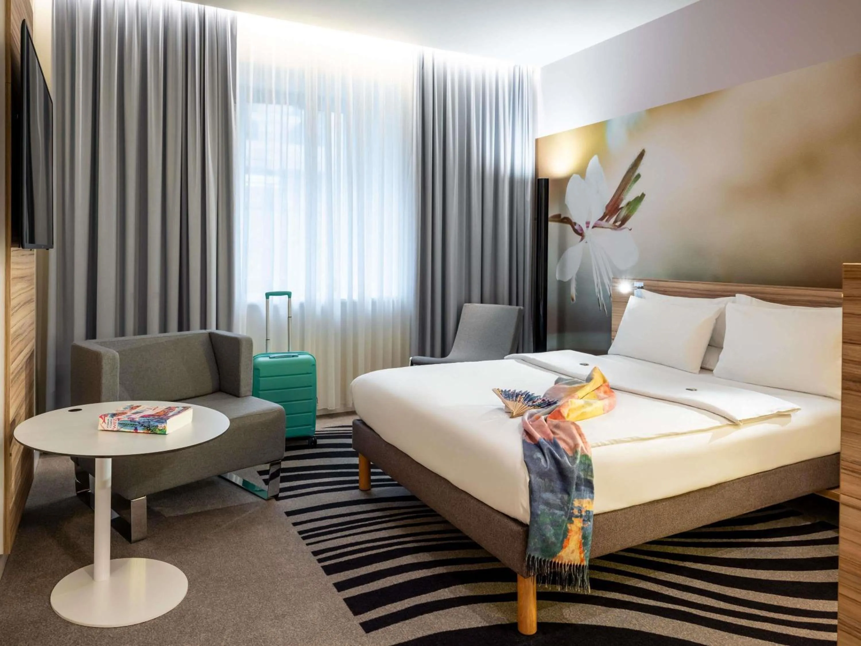 Bedroom, Bed in Novotel Wien City