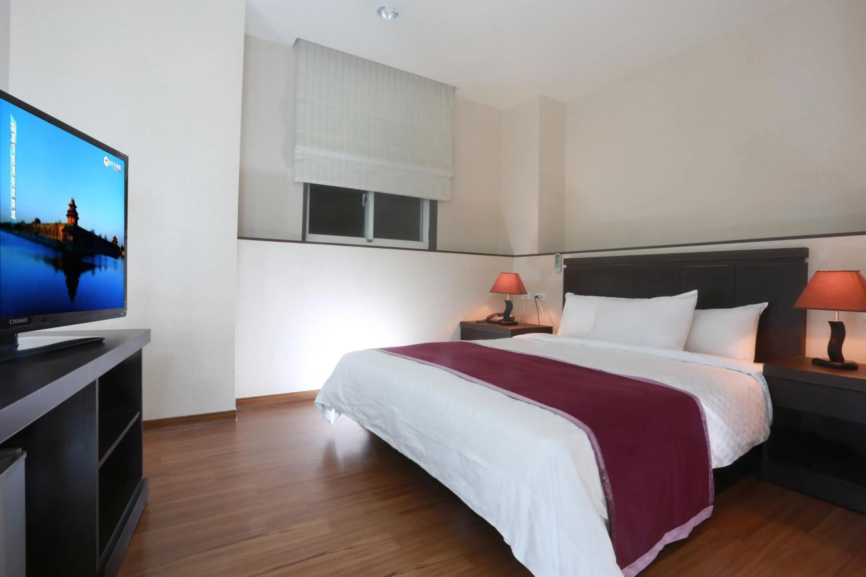 Bedroom, Bed in King Town Hotel