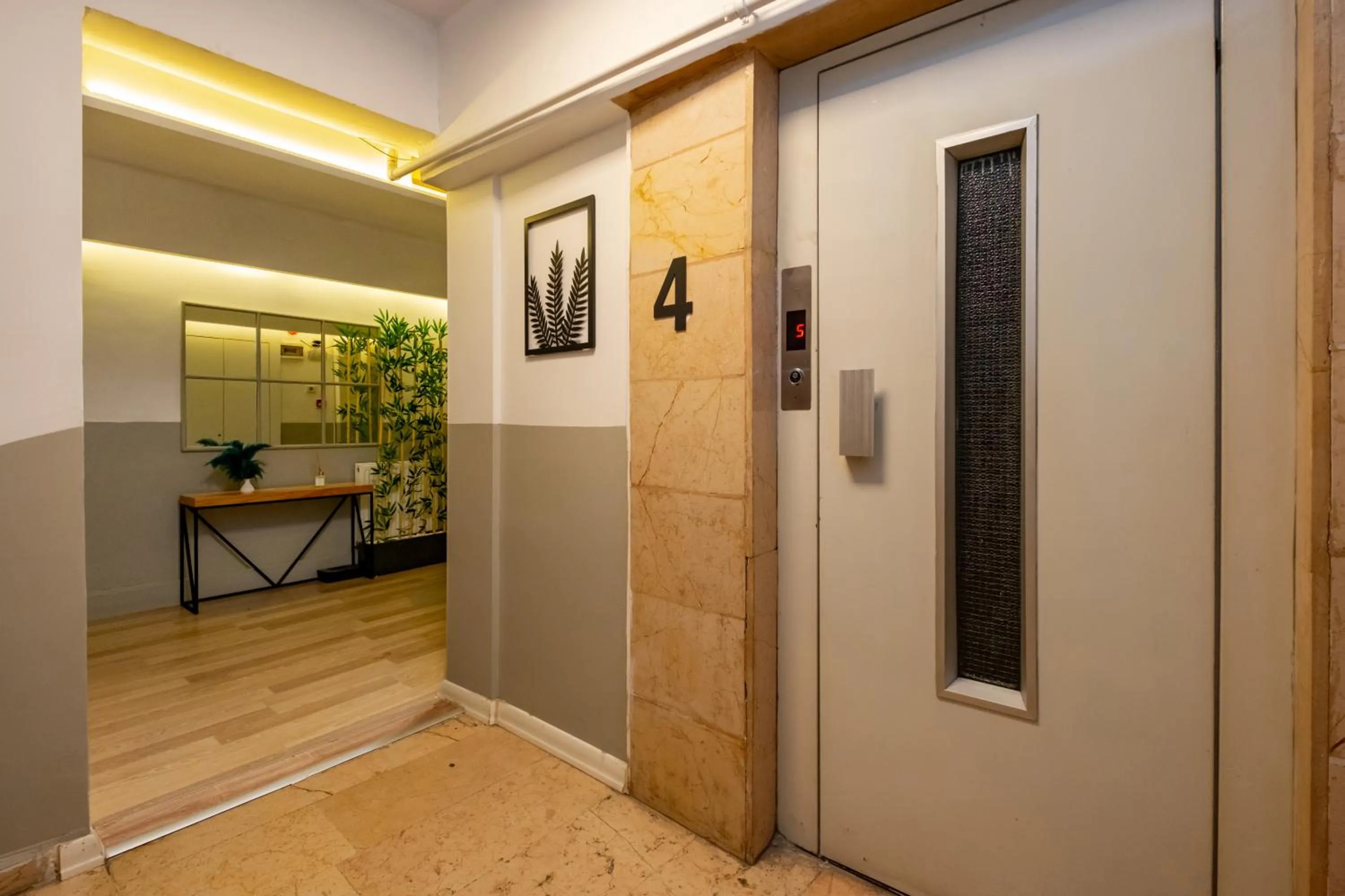 Decorative detail in Pesa Suites