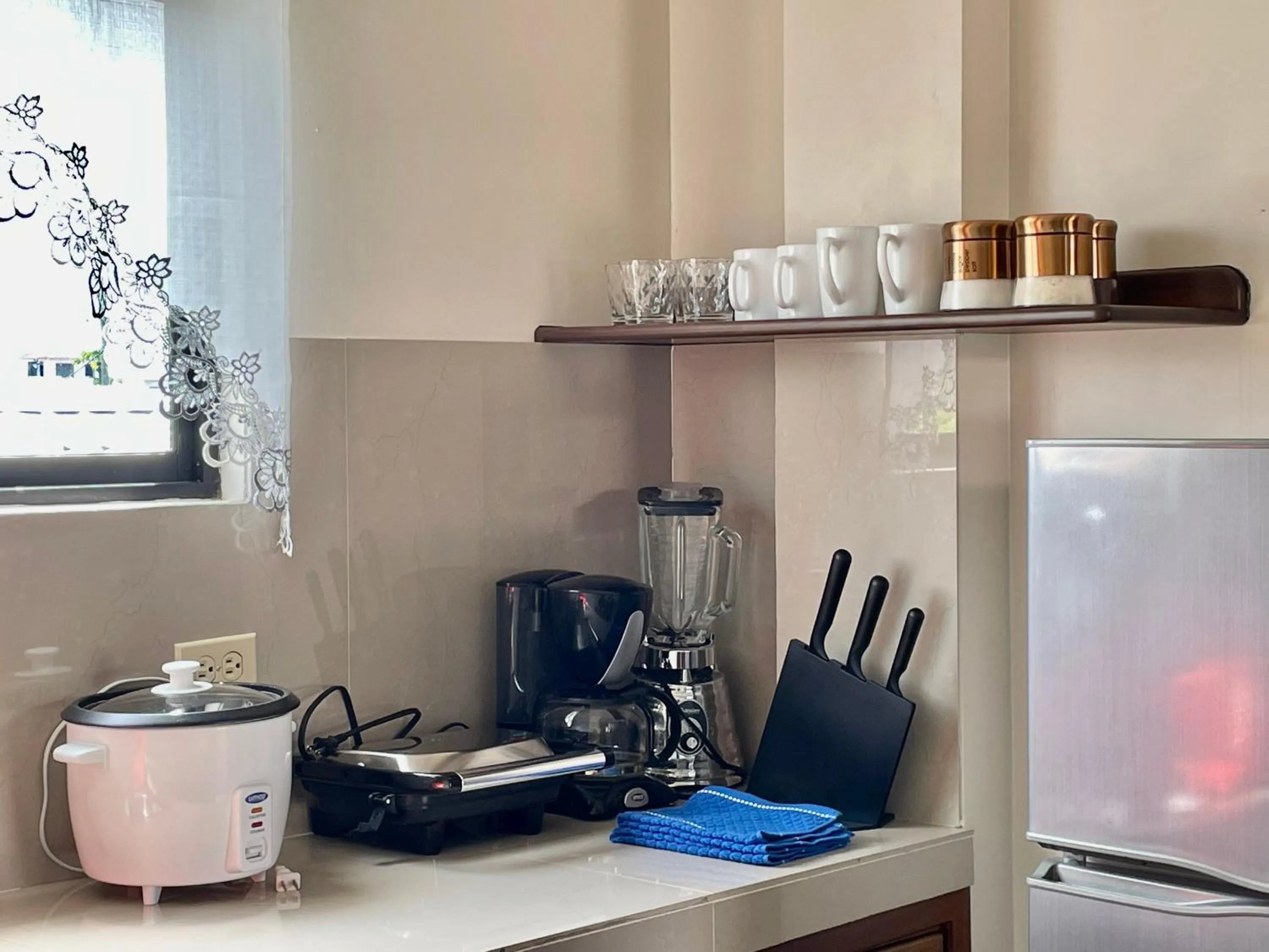 Coffee/tea facilities in Apartahotel Casa Soleil