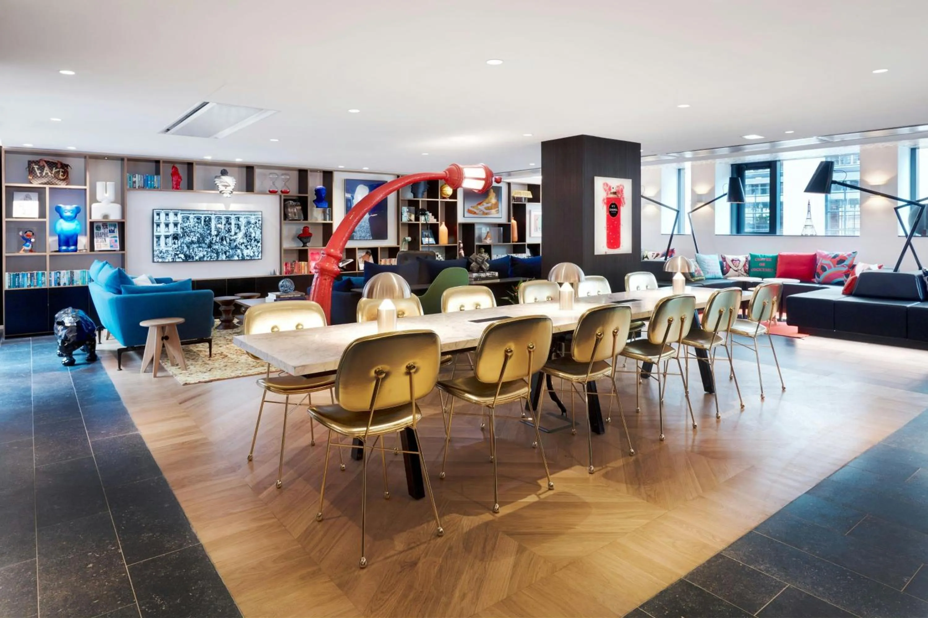 Lobby or reception in citizenM Paris Champs-Élysées