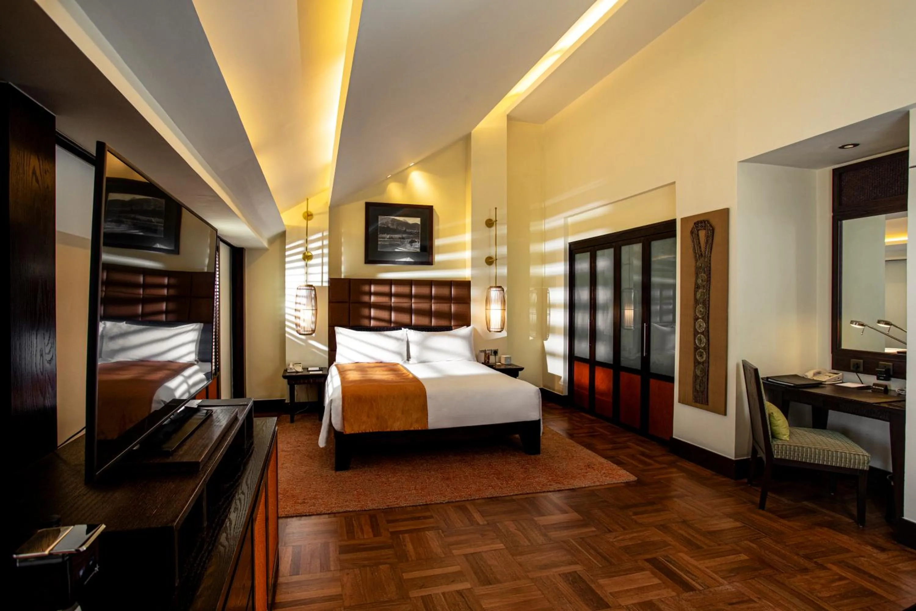 Photo of the whole room, Bed in InterContinental Hanoi Westlake by IHG