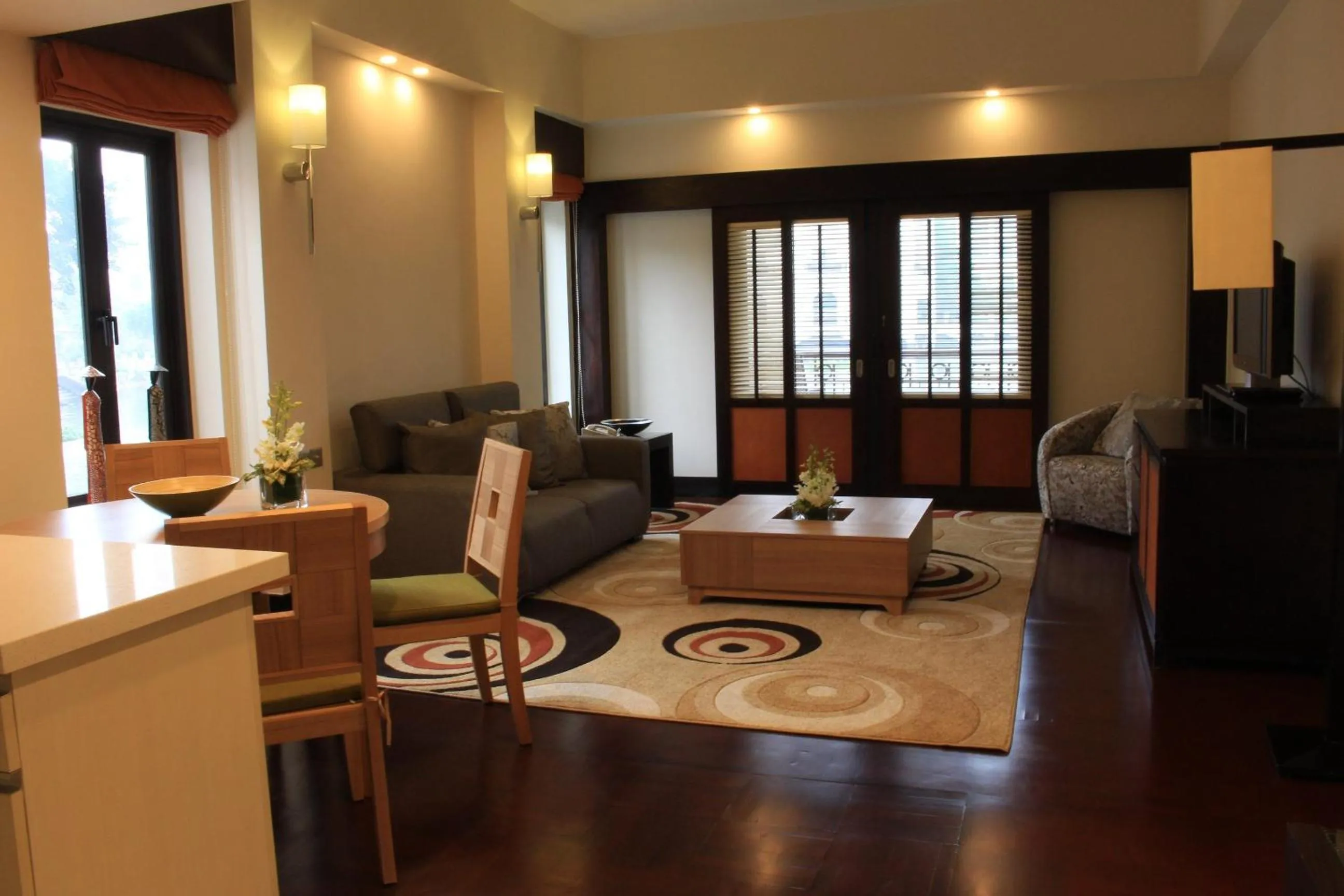 Photo of the whole room in InterContinental Hanoi Westlake by IHG