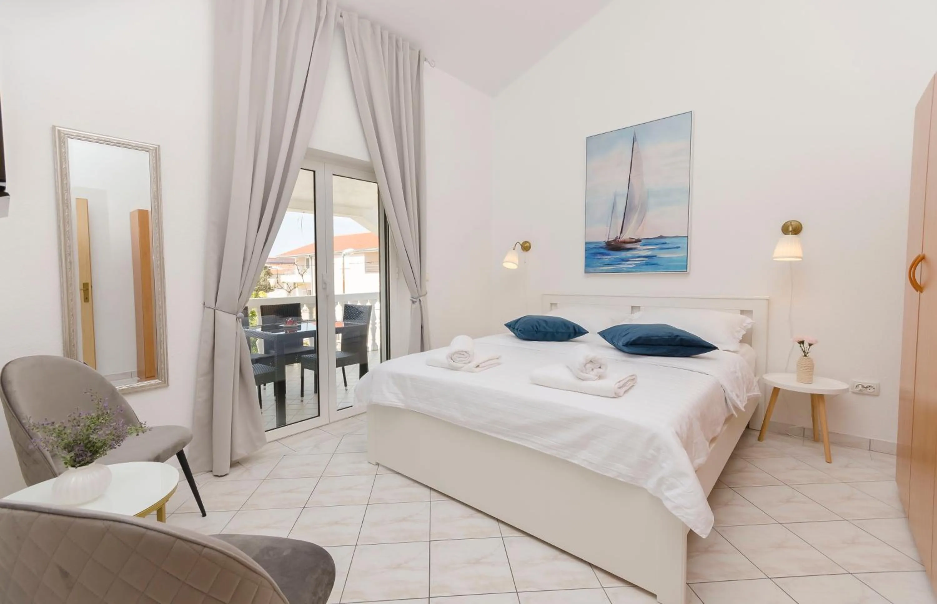 Apartments Anton