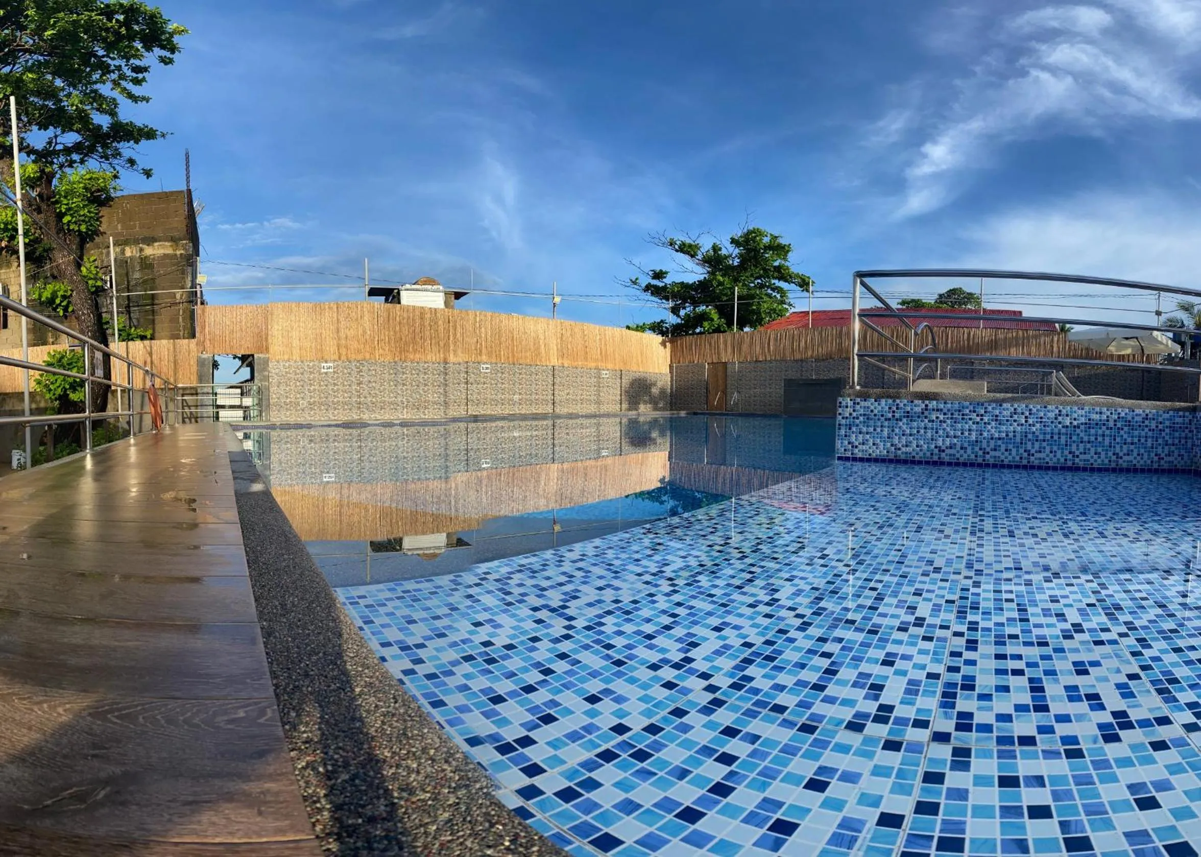 Swimming pool in Hip Nautic Beach Resort powered by Cocotel