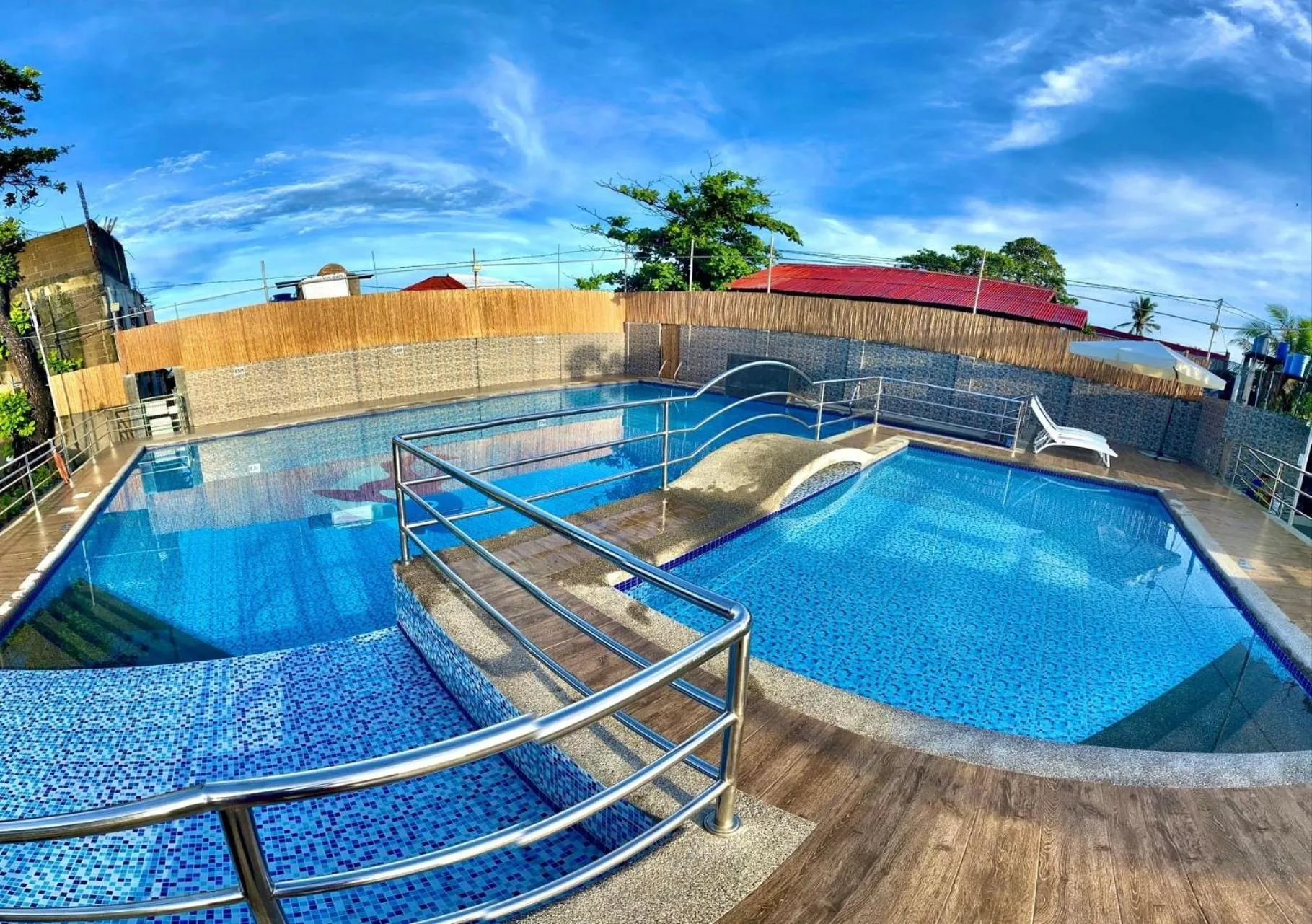 Swimming pool in Hip Nautic Beach Resort powered by Cocotel