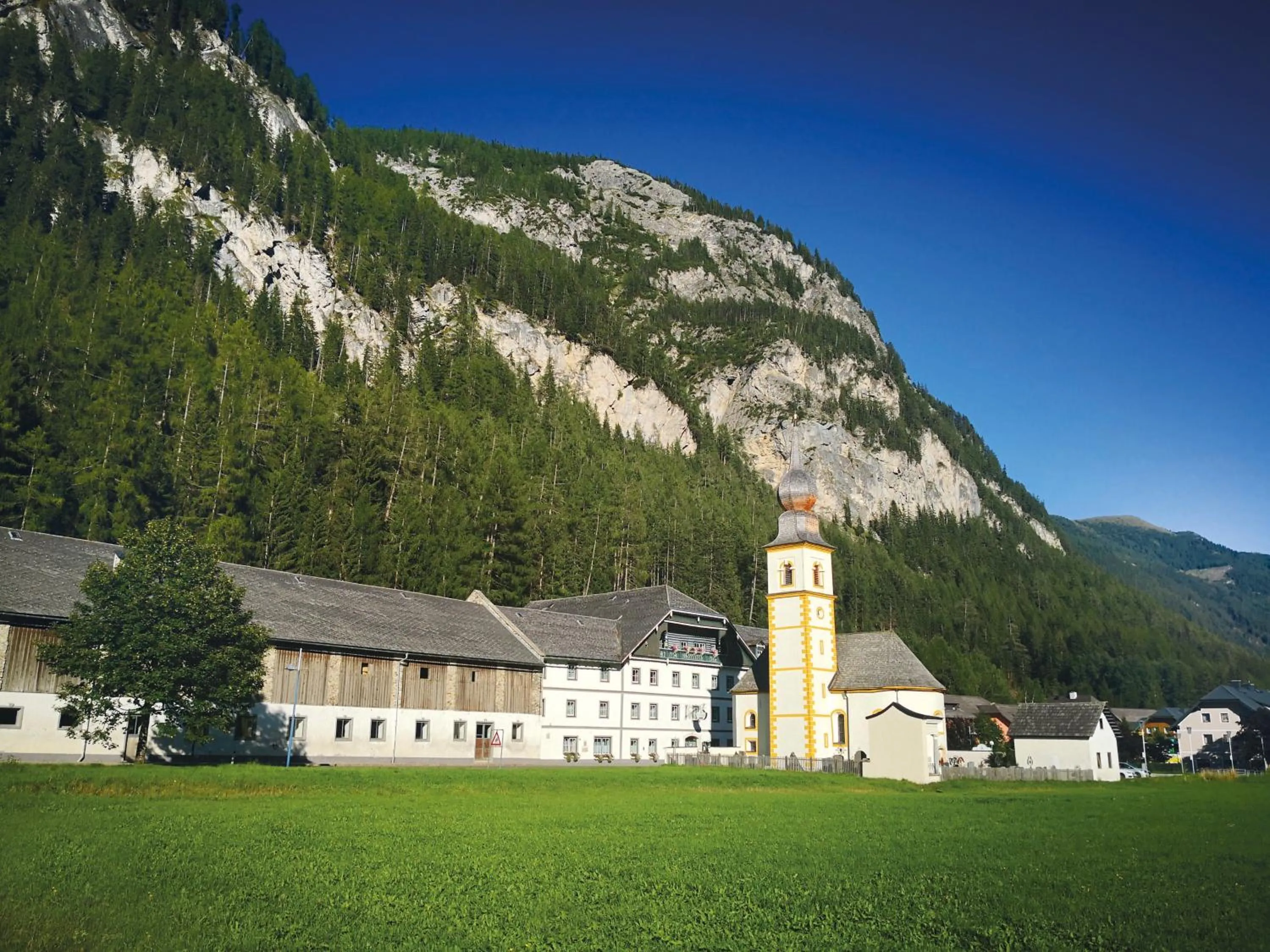 Property building in Landhotel Postgut - Tradition seit 1549