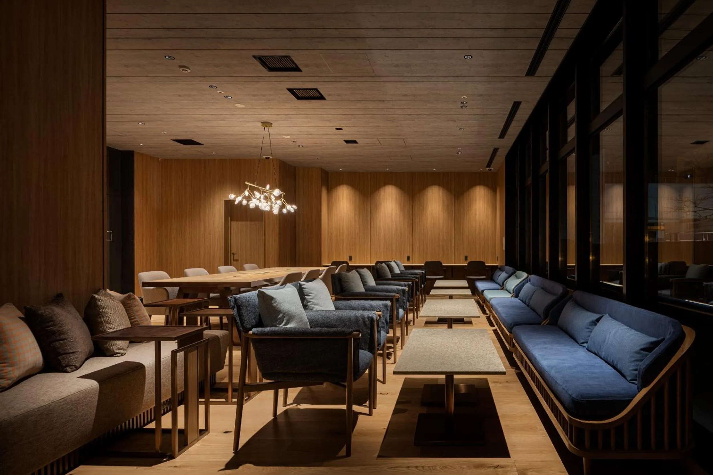 Restaurant/places to eat in Bespoke Hotel Sapporo