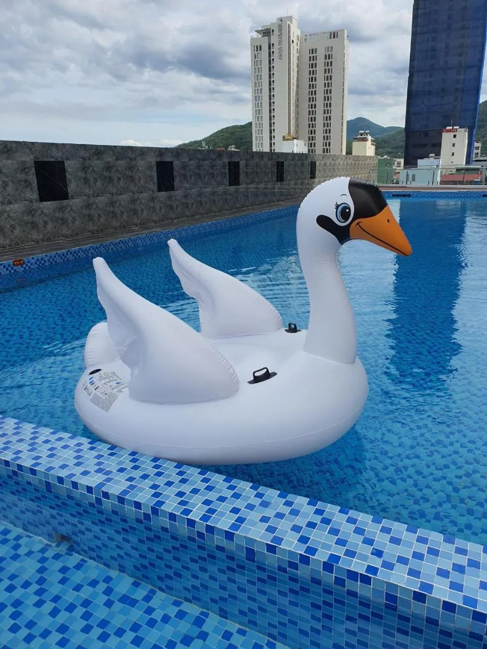 Swimming pool in FLC Sea Tower Quy Nhon - Seaview Apartel