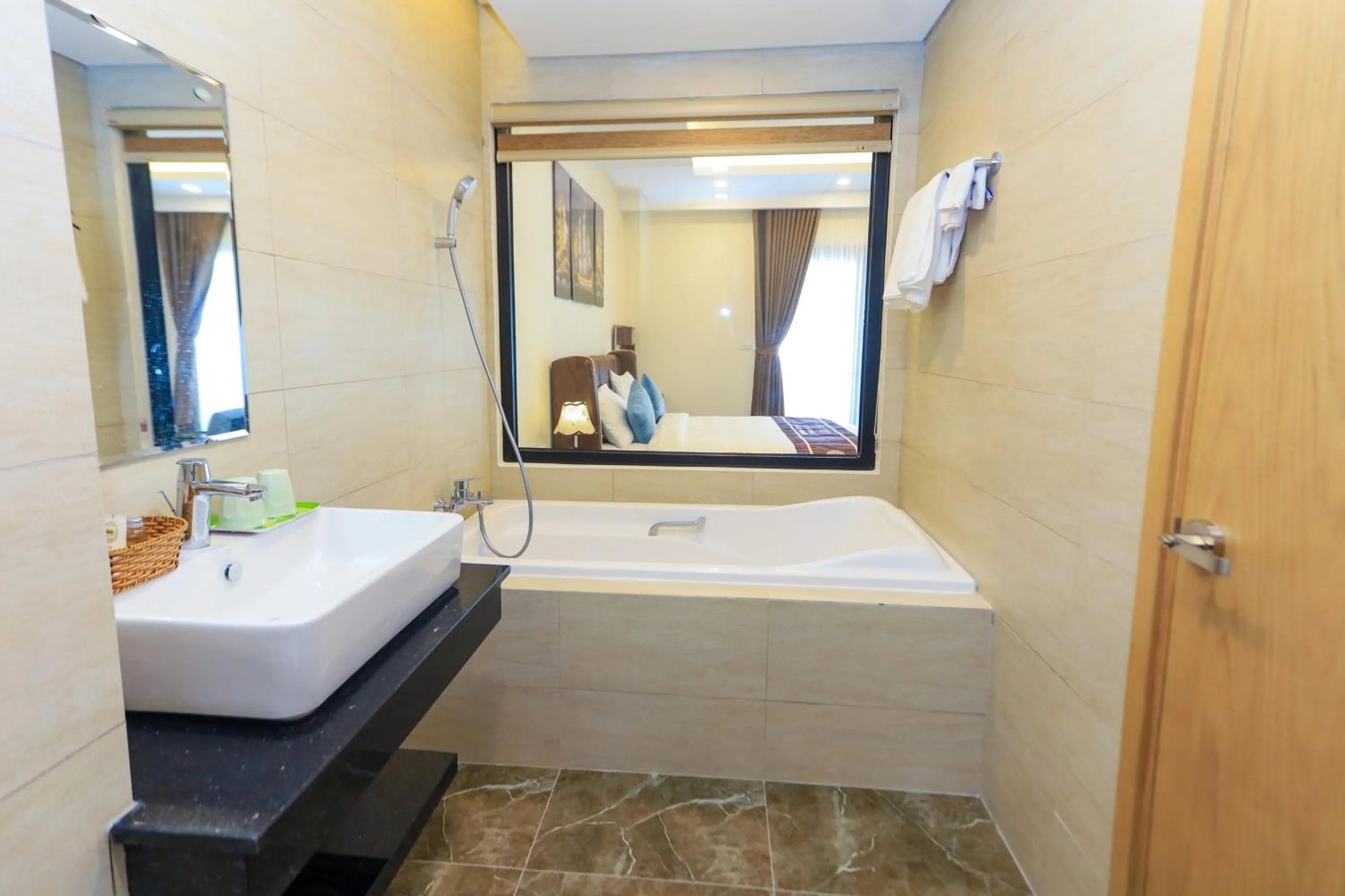 FLC Sea Tower Quy Nhon - Seaview Apartel