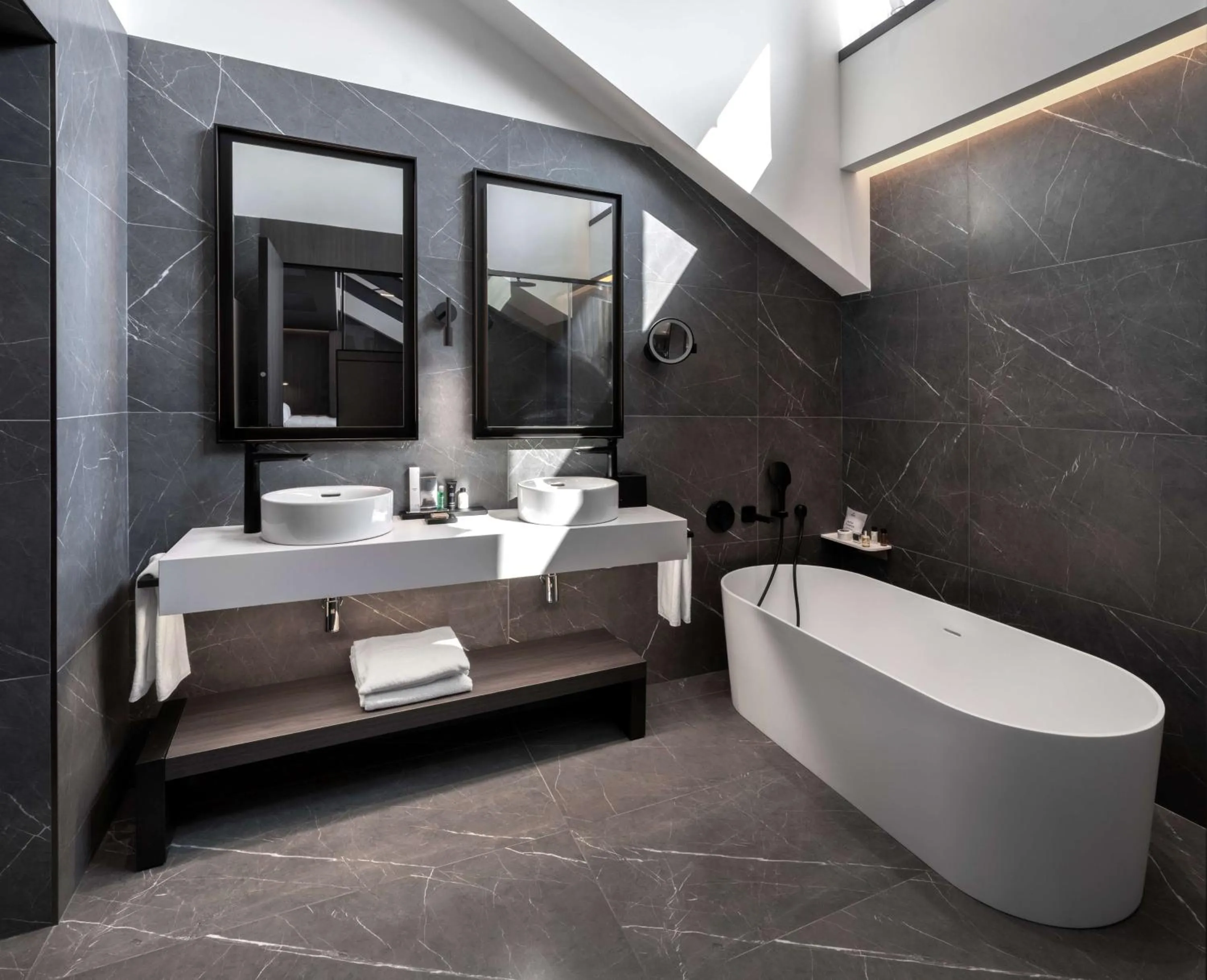 Bathroom in Palazzo Touring Club Milan, A Radisson Collection Hotel