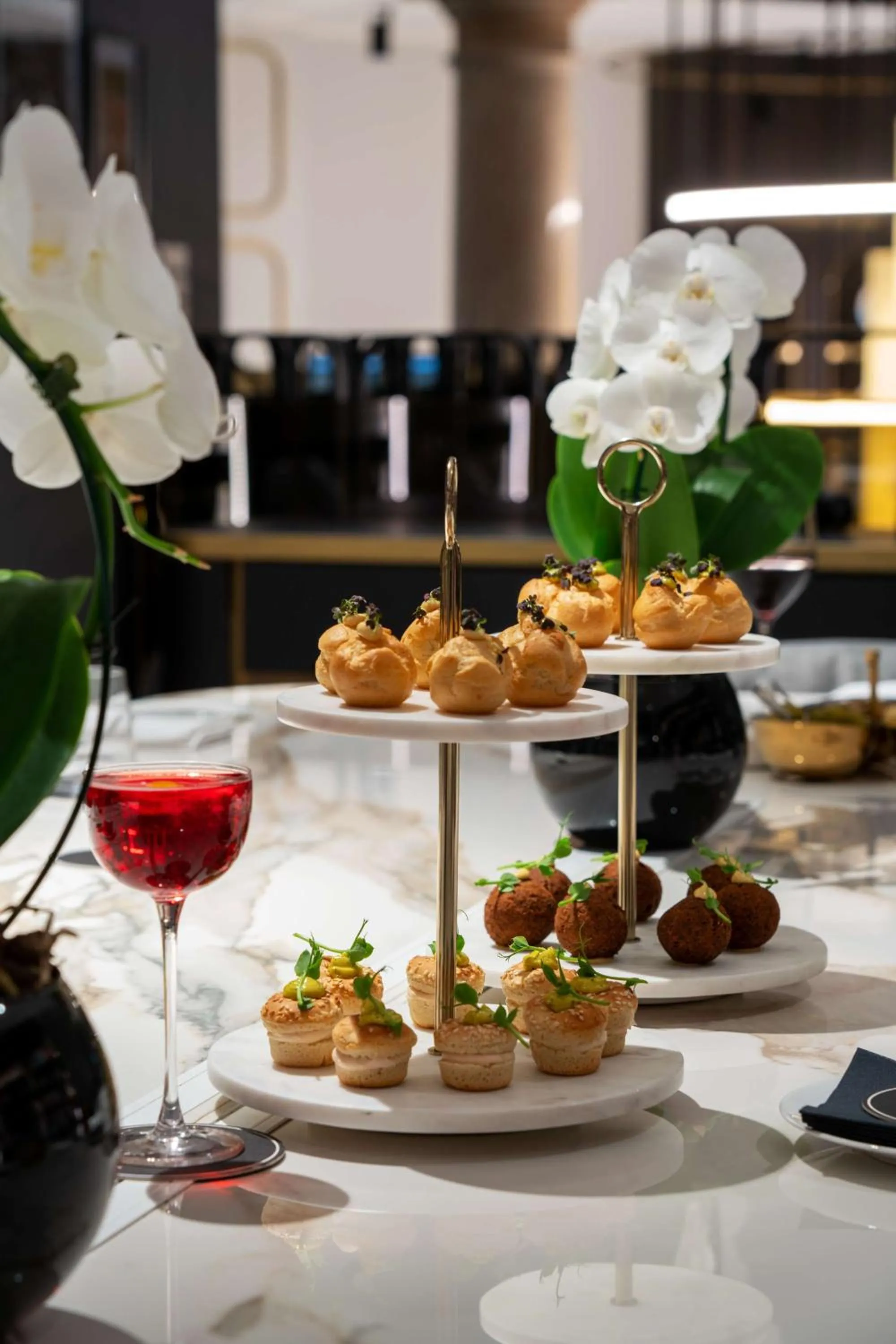 Restaurant/places to eat in Palazzo Touring Club Milan, A Radisson Collection Hotel