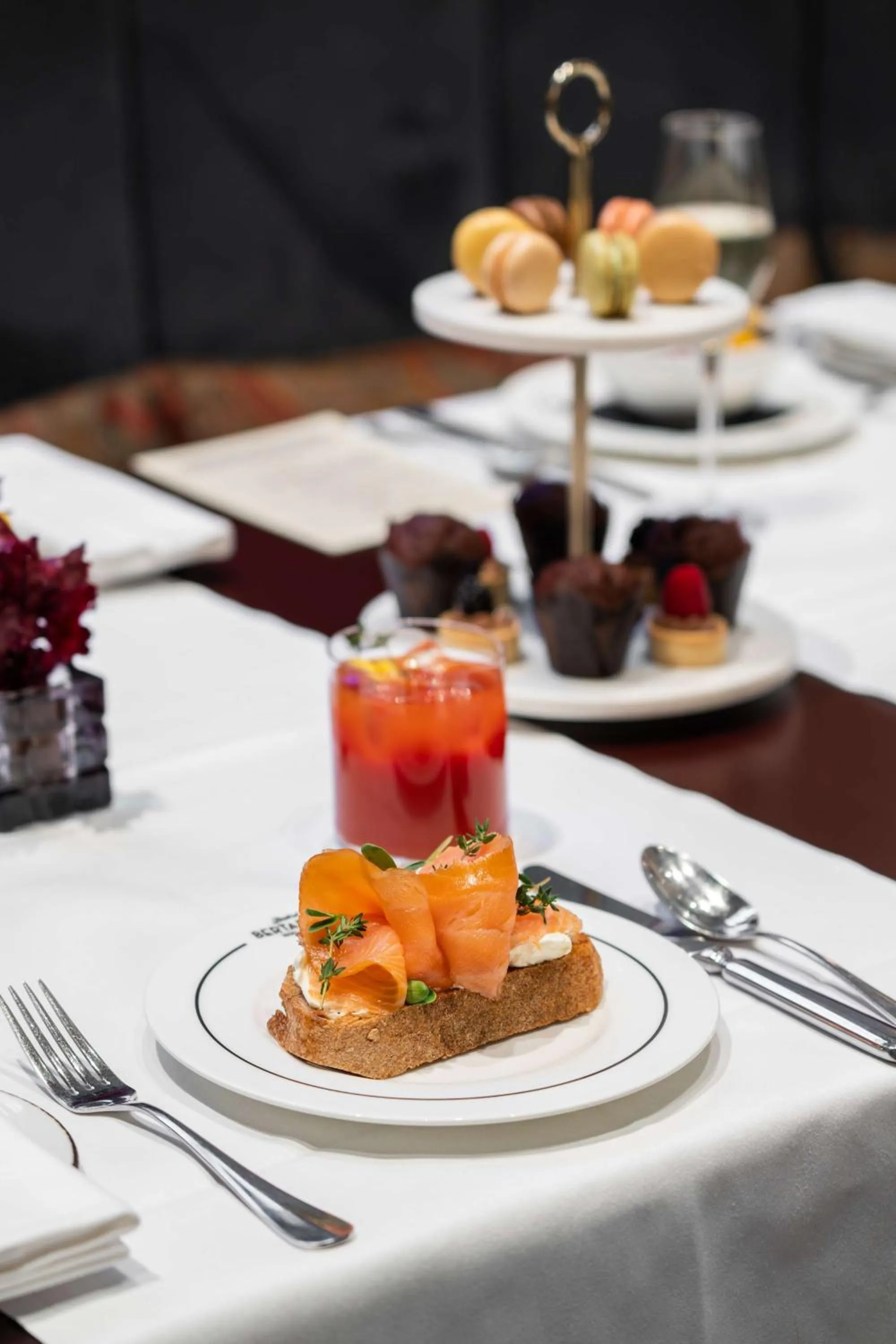 Breakfast in Palazzo Touring Club Milan, A Radisson Collection Hotel