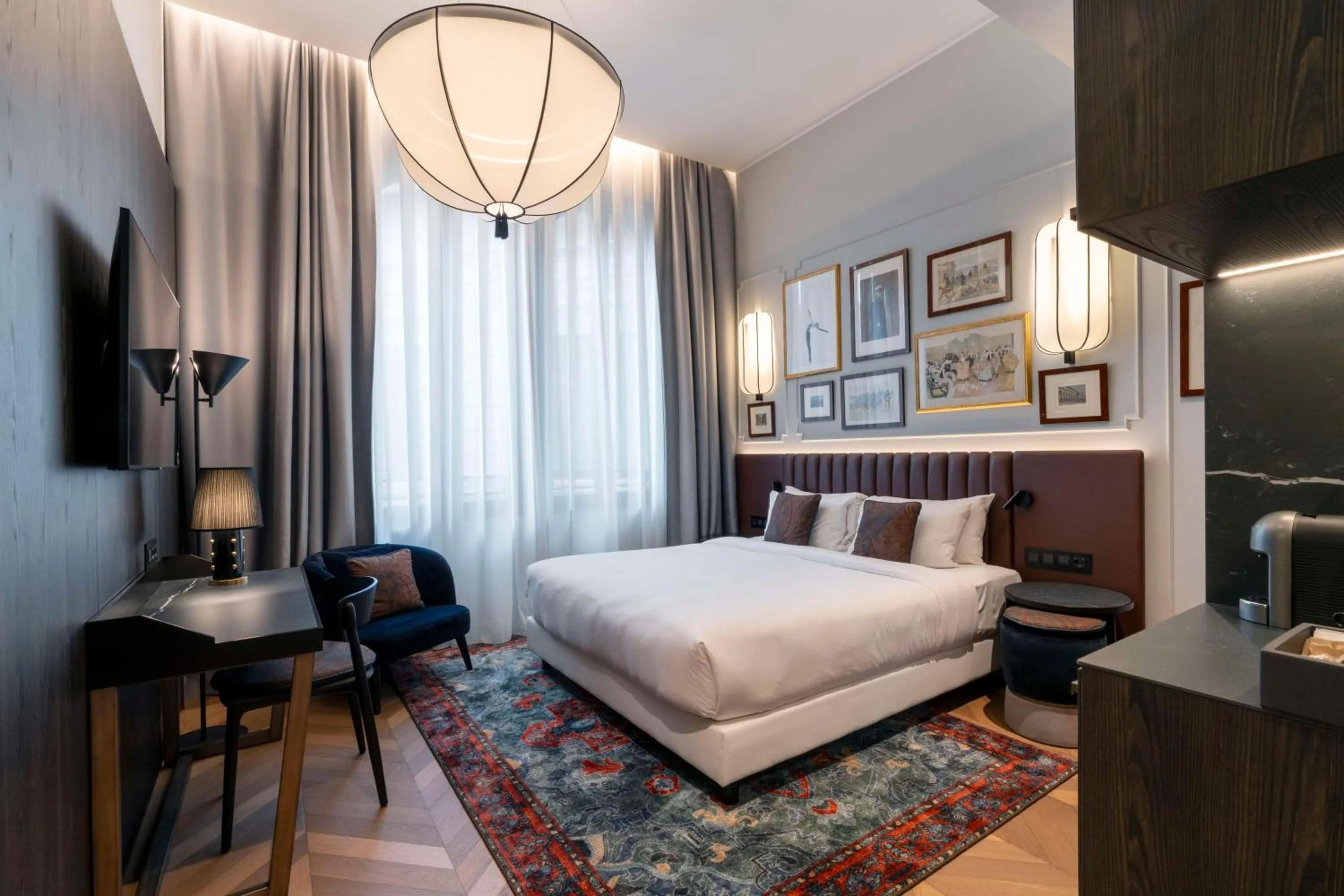 Bedroom, Bed in Palazzo Touring Club Milan, A Radisson Collection Hotel