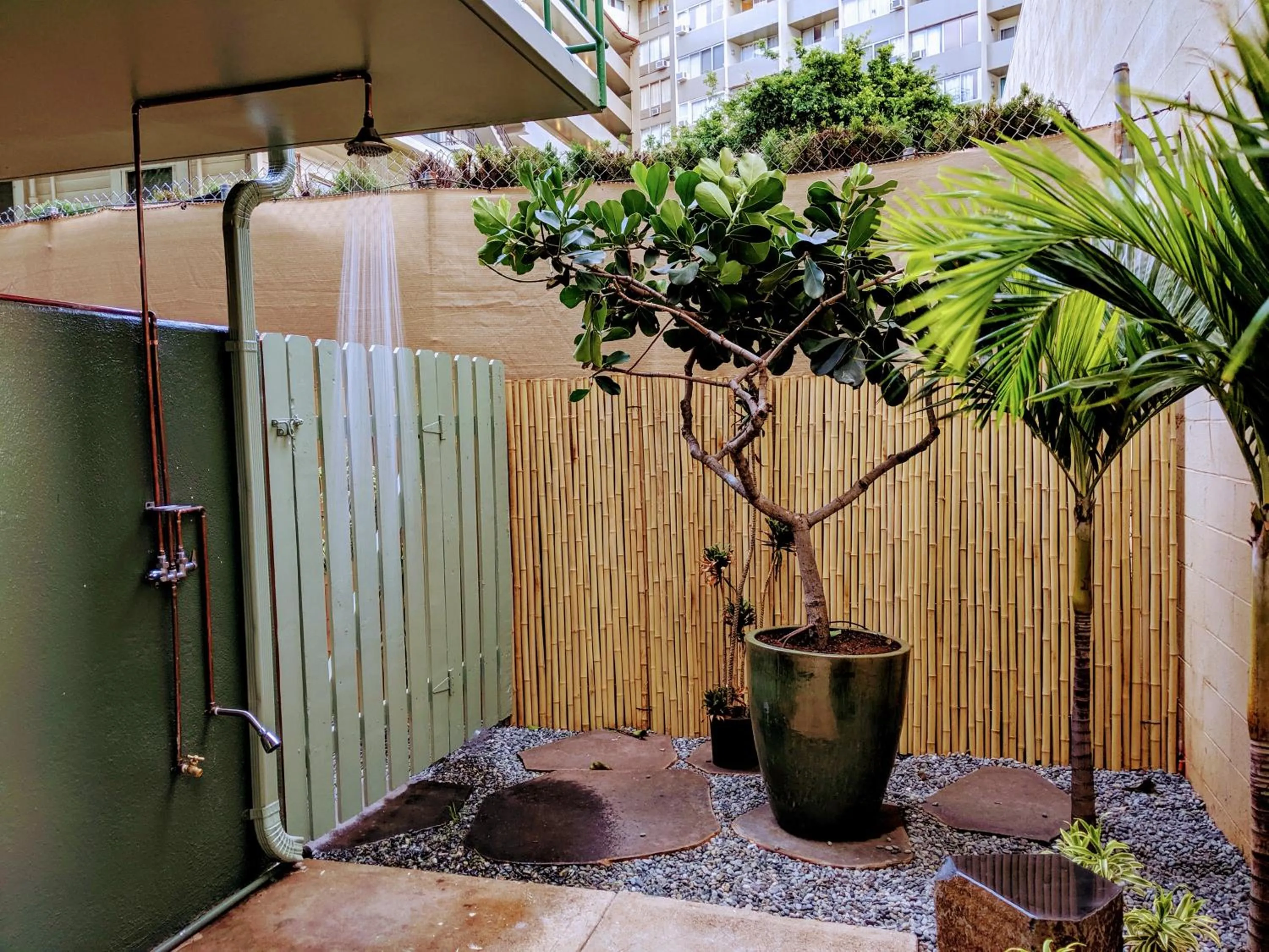 Garden in Aloha Suites Waikiki