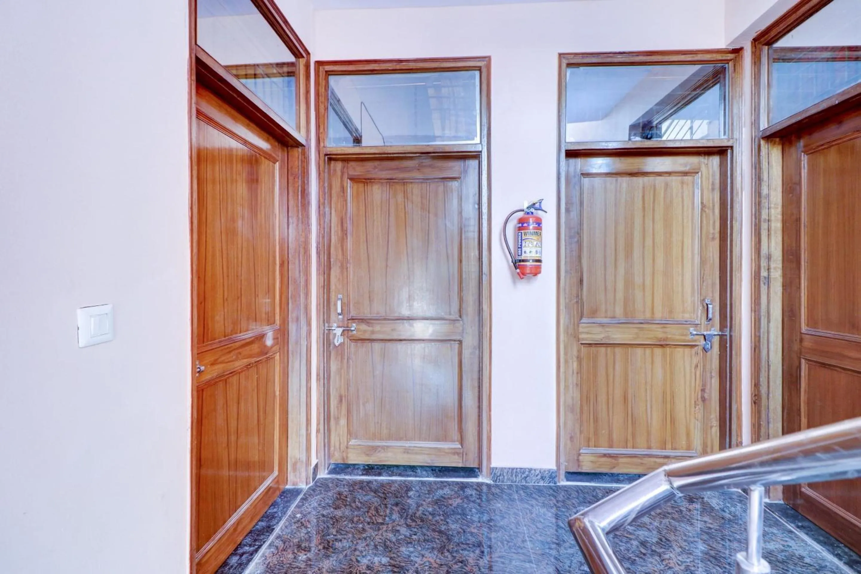 Lobby or reception in Hotel O Palace At Seventy Two Near Iskcon Temple Noida