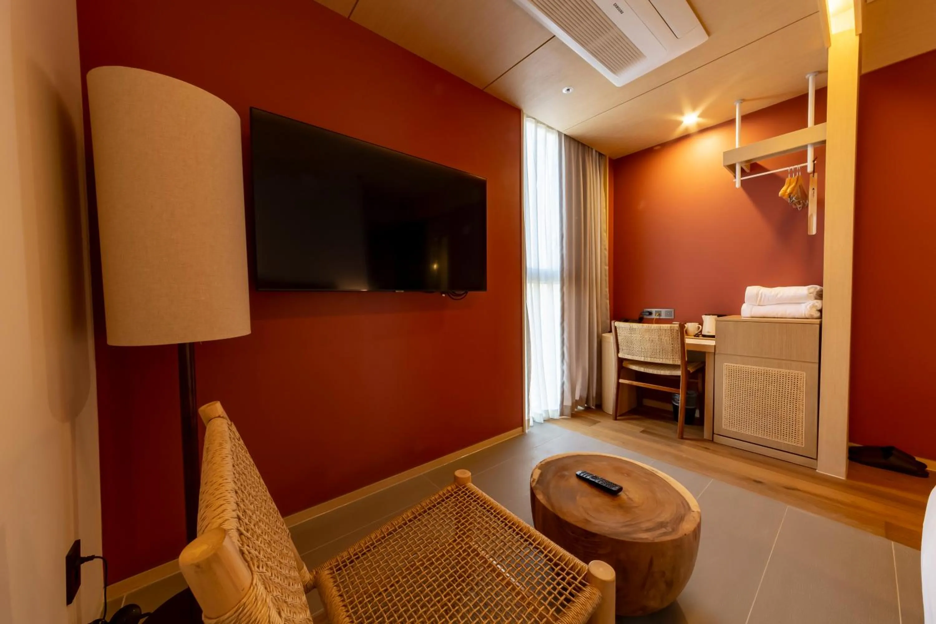 Photo of the whole room in Hound Hotel Haeundae Signature