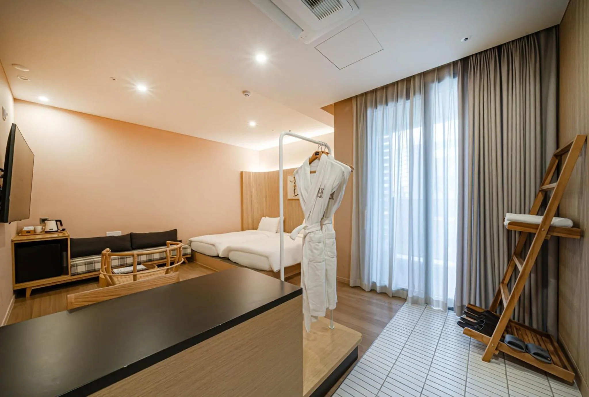 Bed in Hound Garden&Terrace Hotel