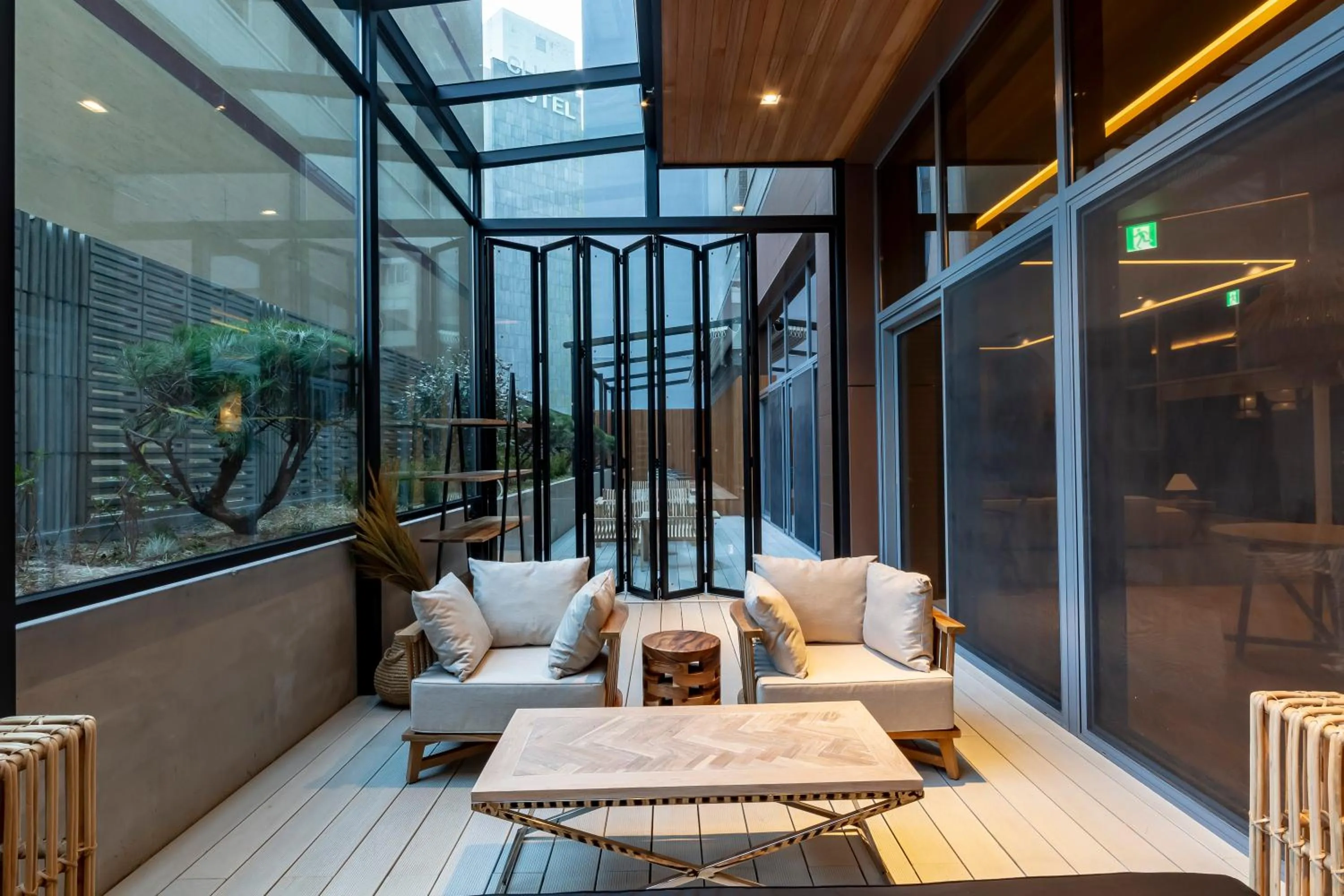 Garden in Hound Garden&Terrace Hotel