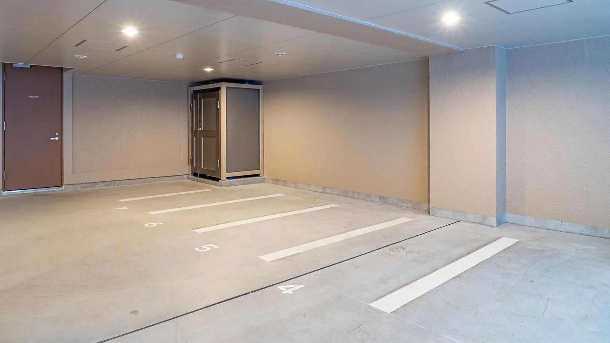 Parking in Toyoko Inn Sendai Higashi-guchi No.1