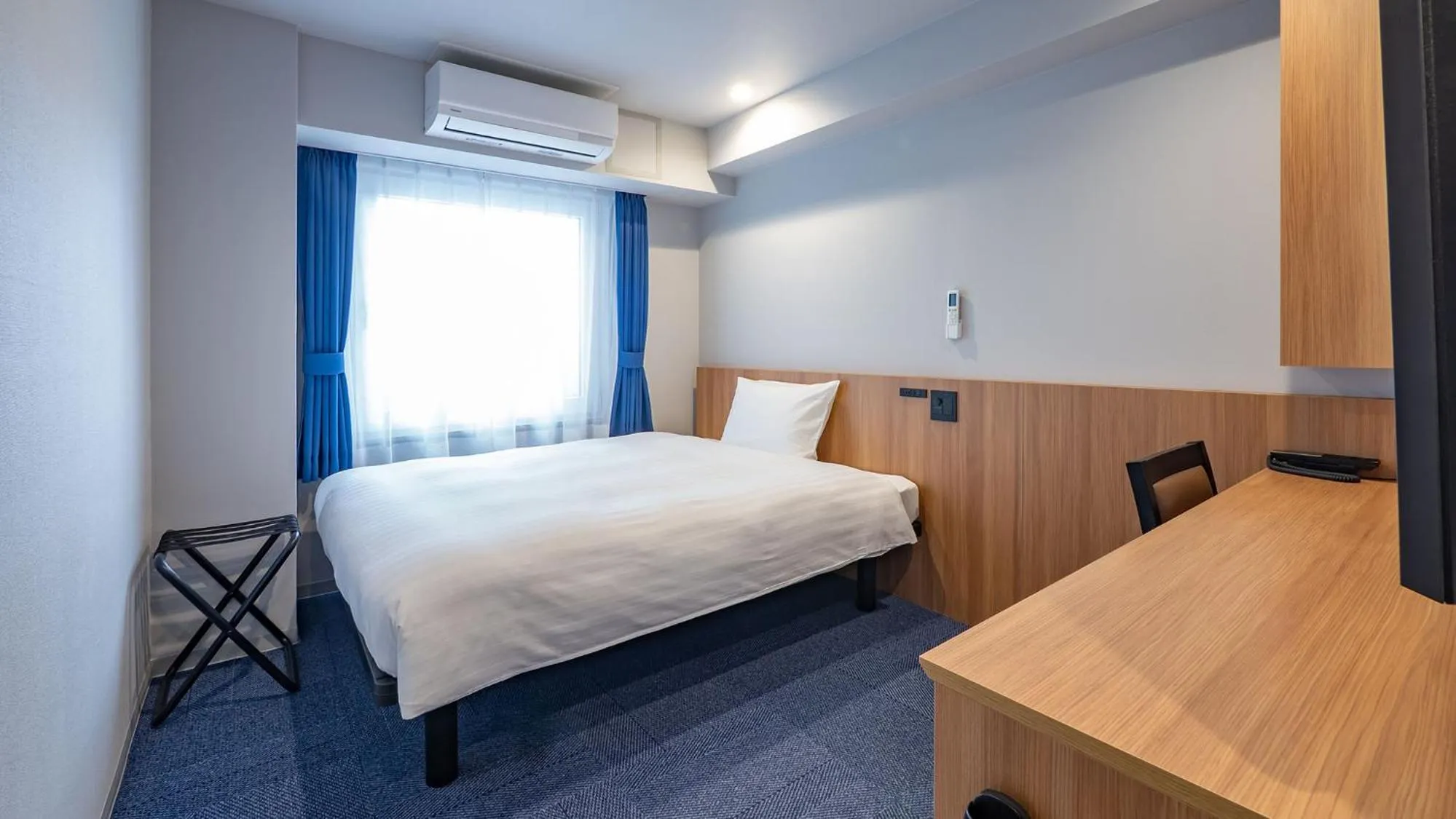 Bedroom, Bed in Toyoko Inn Sendai Higashi-guchi No.1