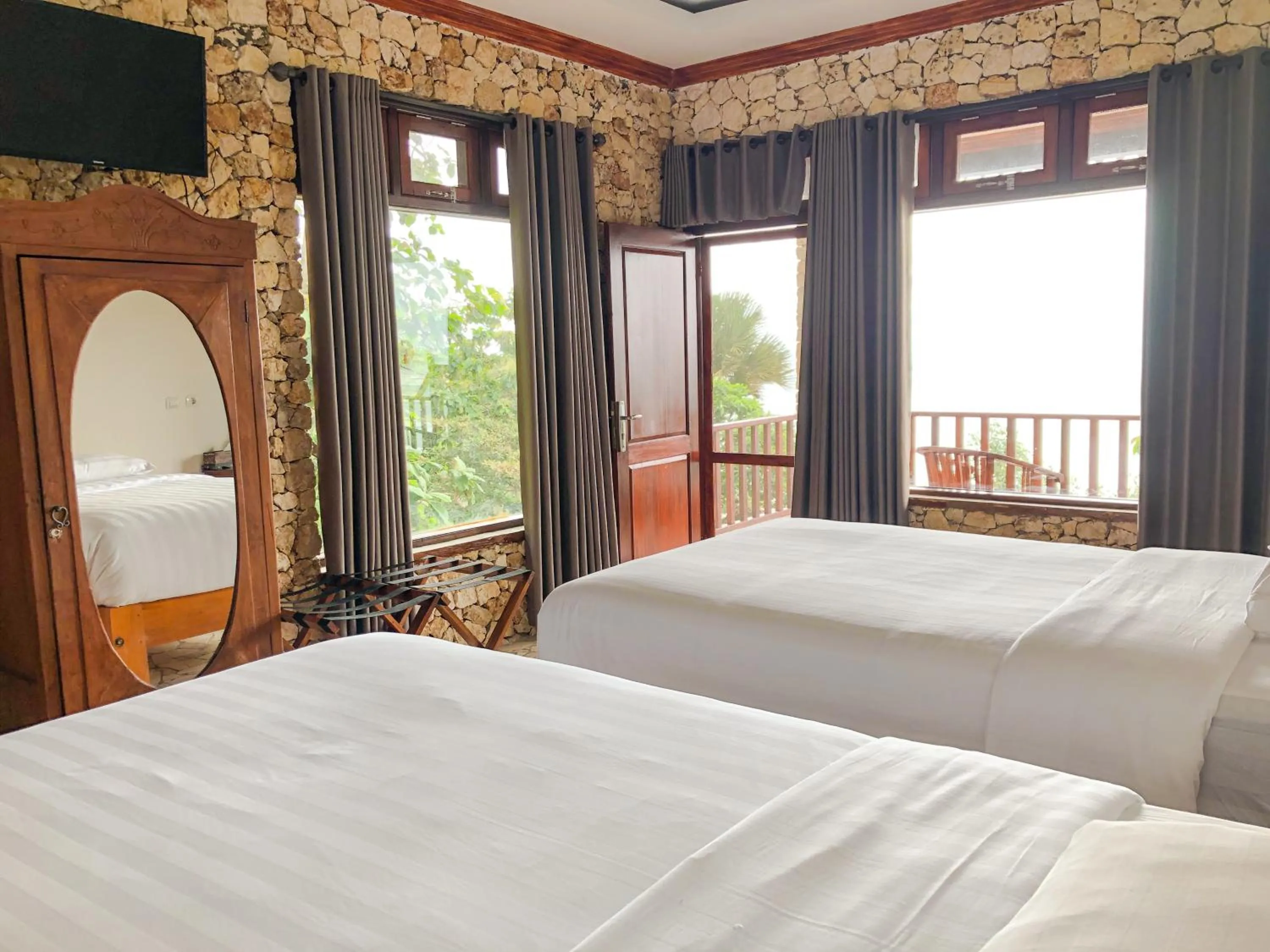 Bed in Edge Resort, Yogyakarta