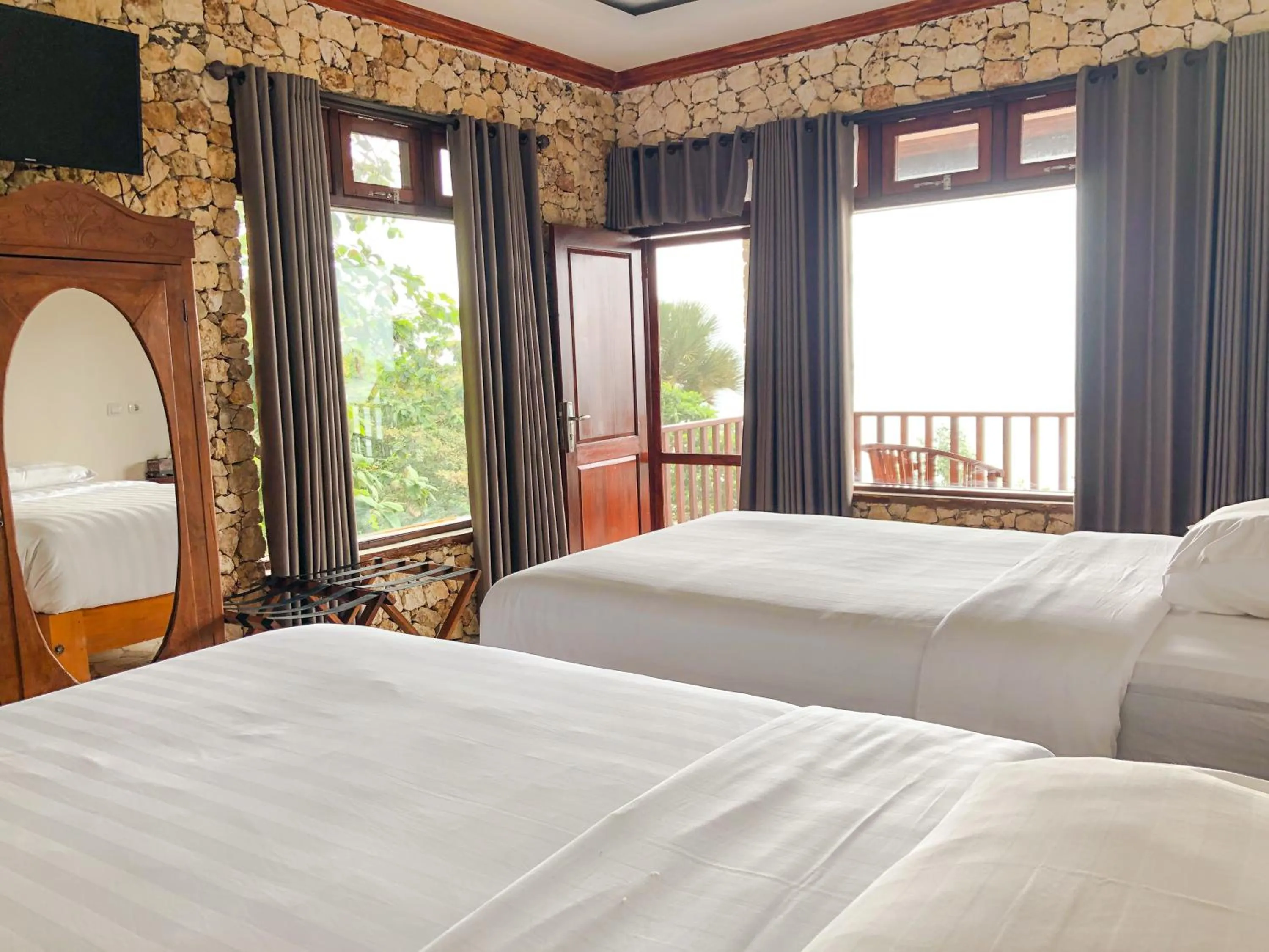 Bed in Edge Resort, Yogyakarta
