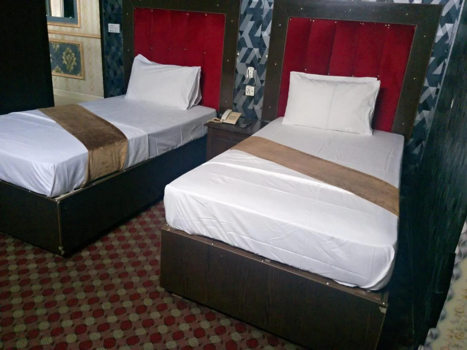 Bed in Hotel Tulip INN Faisal Town